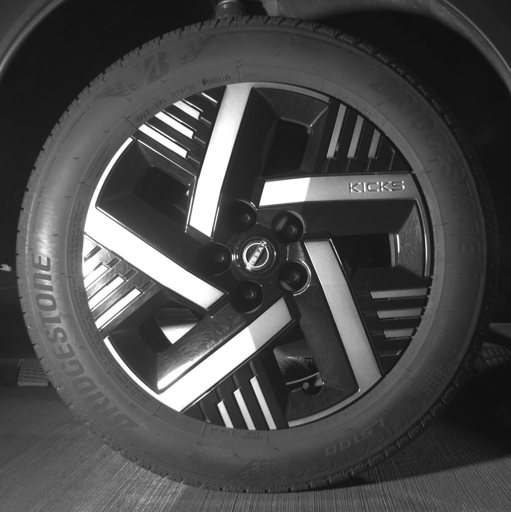 Thumbnail: 2025 Nissan Kicks - 12