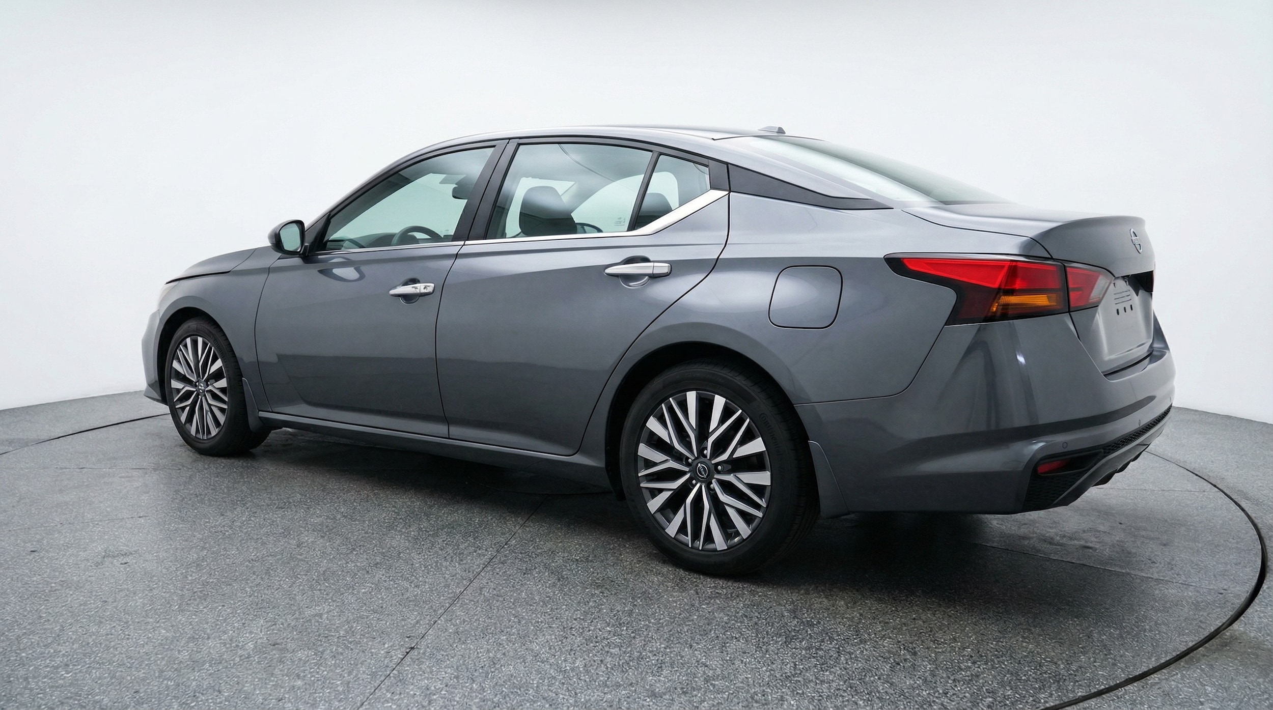 Thumbnail: 2025 Nissan Altima - 5