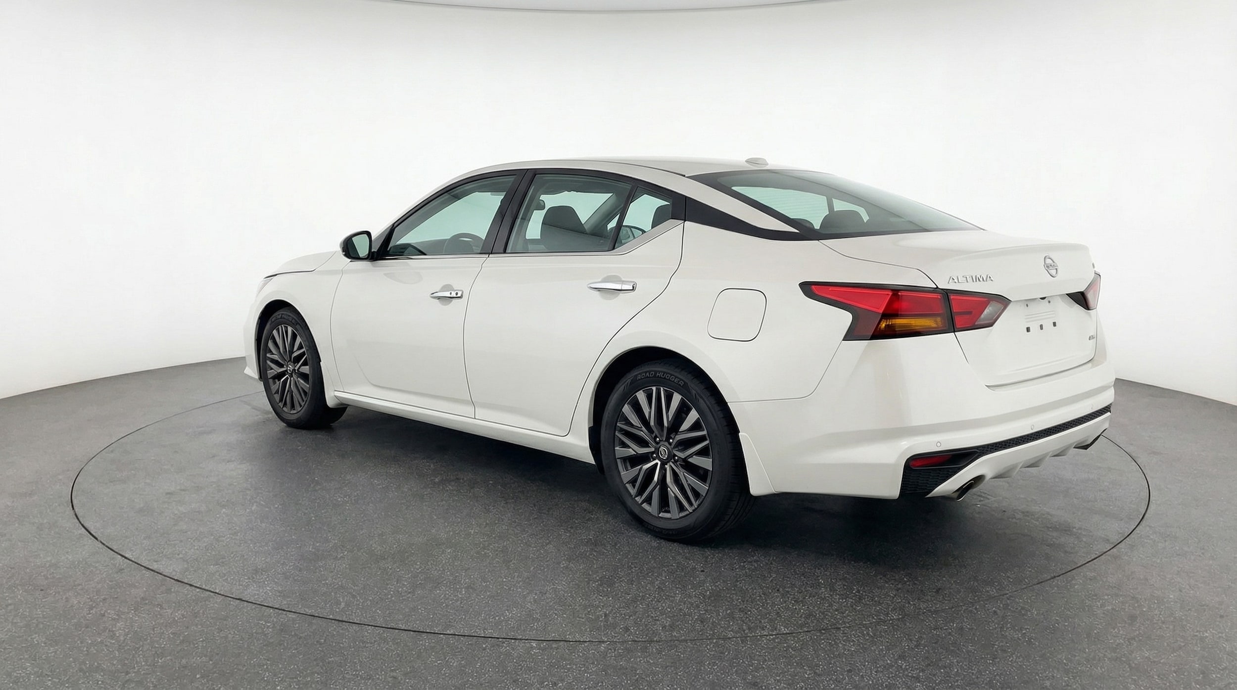 Thumbnail: 2025 Nissan Altima - 5