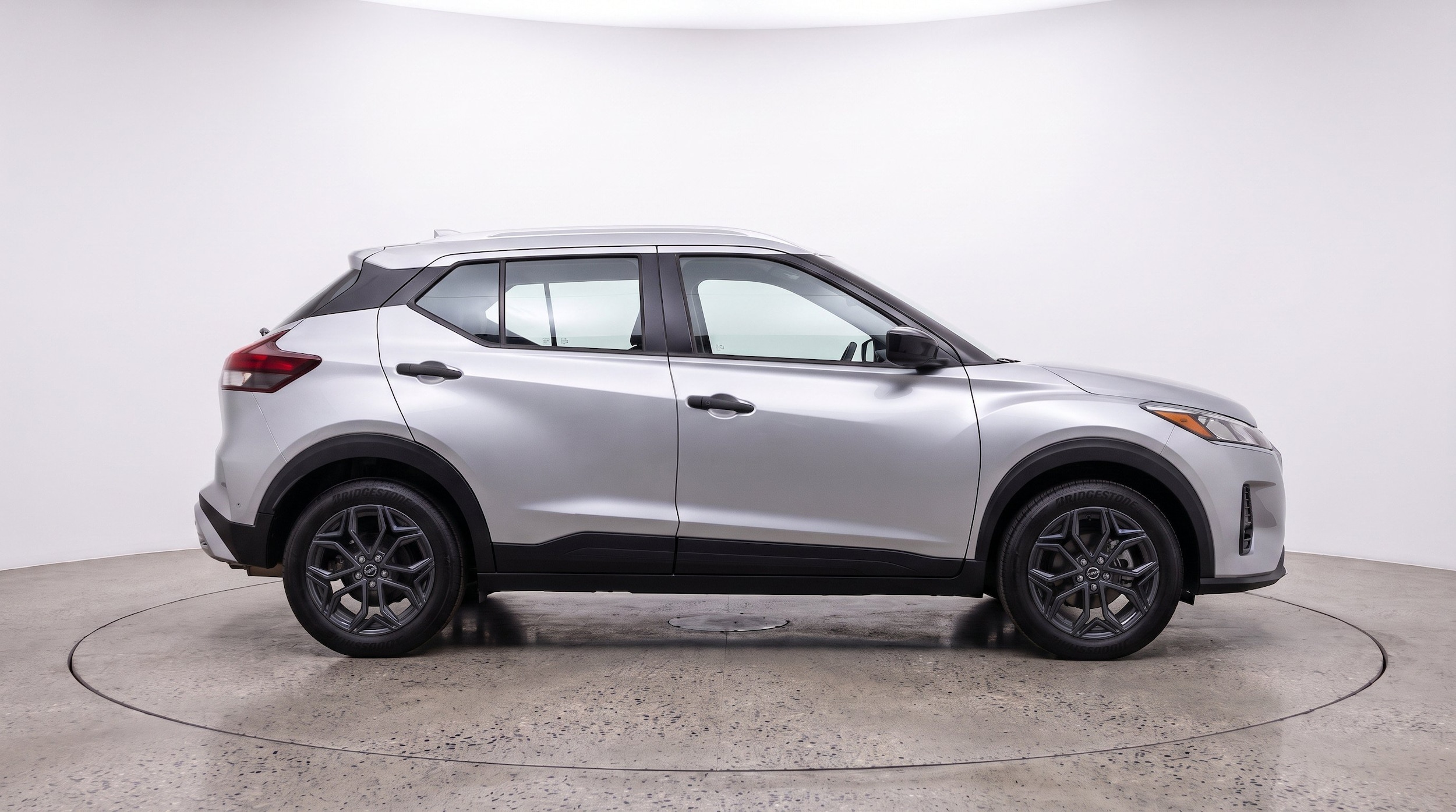 Thumbnail: 2026 Nissan Kicks - 10