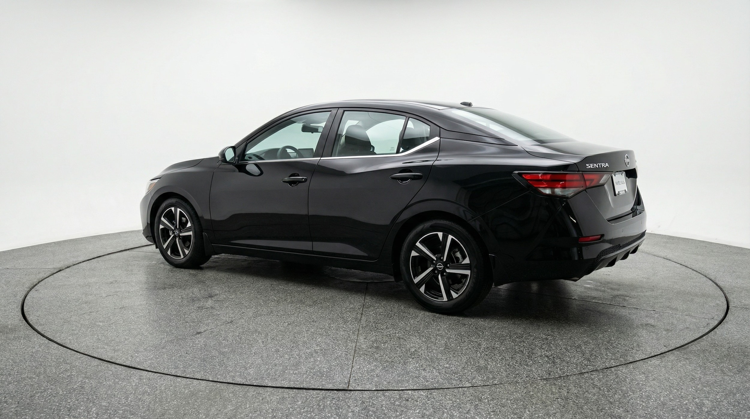 Thumbnail: 2025 Nissan Sentra - 5