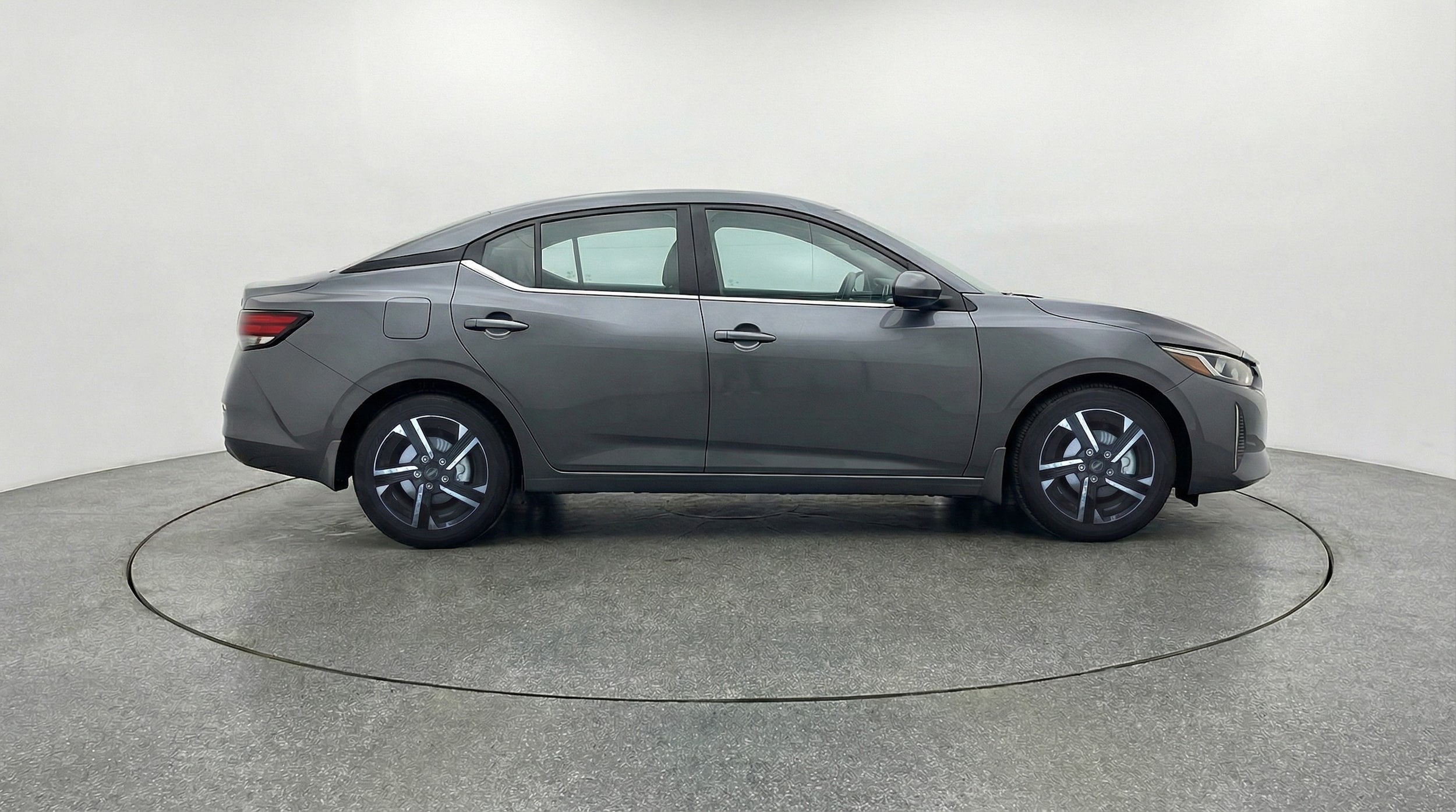 Thumbnail: 2025 Nissan Sentra - 8