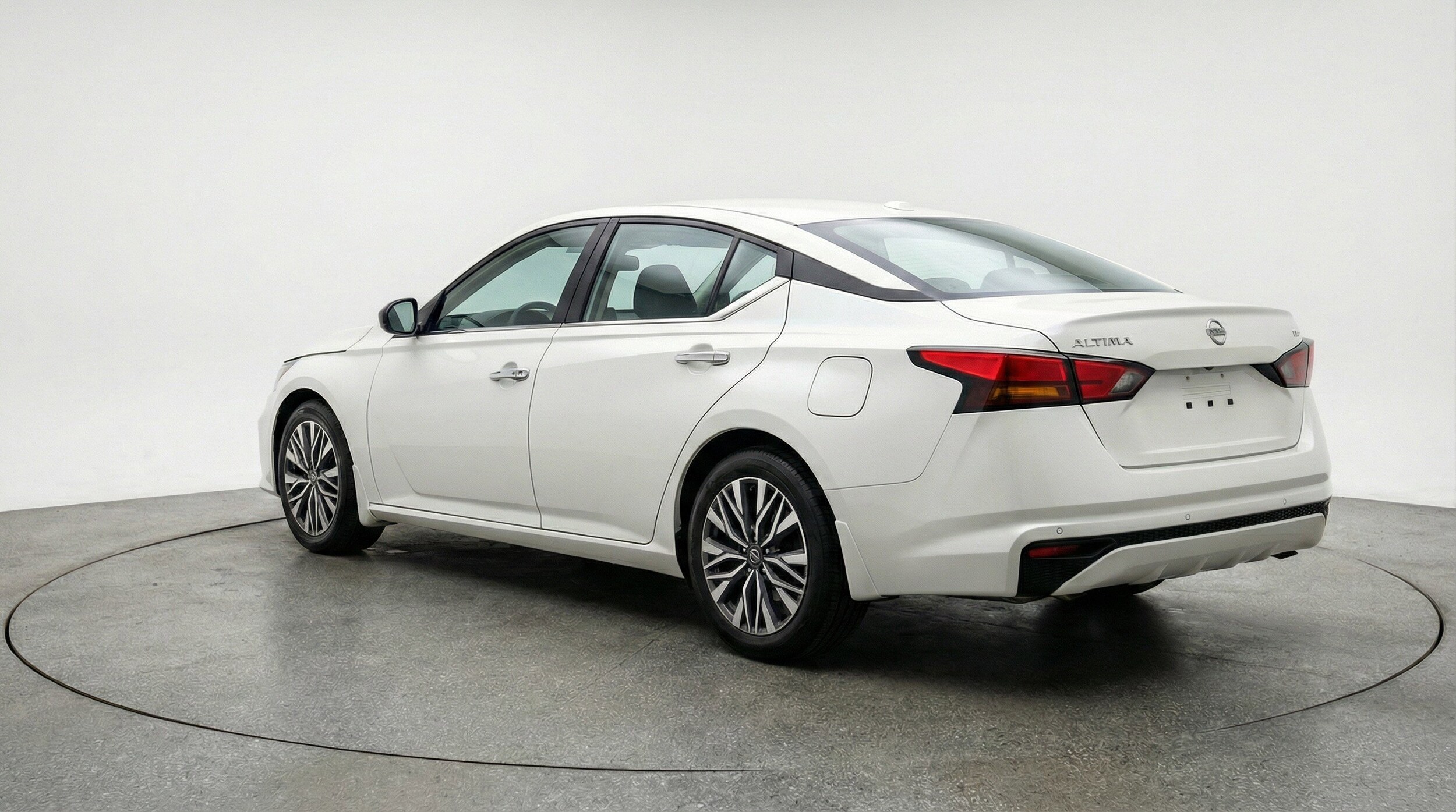 Thumbnail: 2025 Nissan Altima - 6