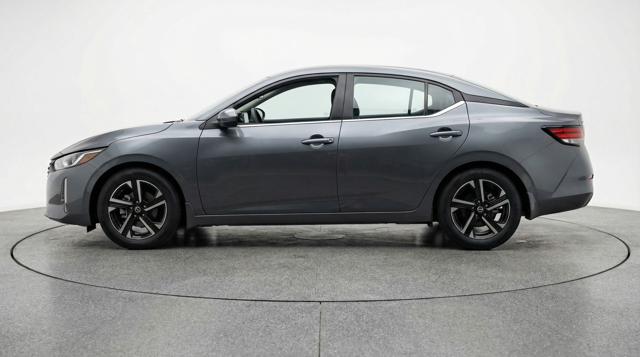 Thumbnail: 2025 Nissan Sentra - 4