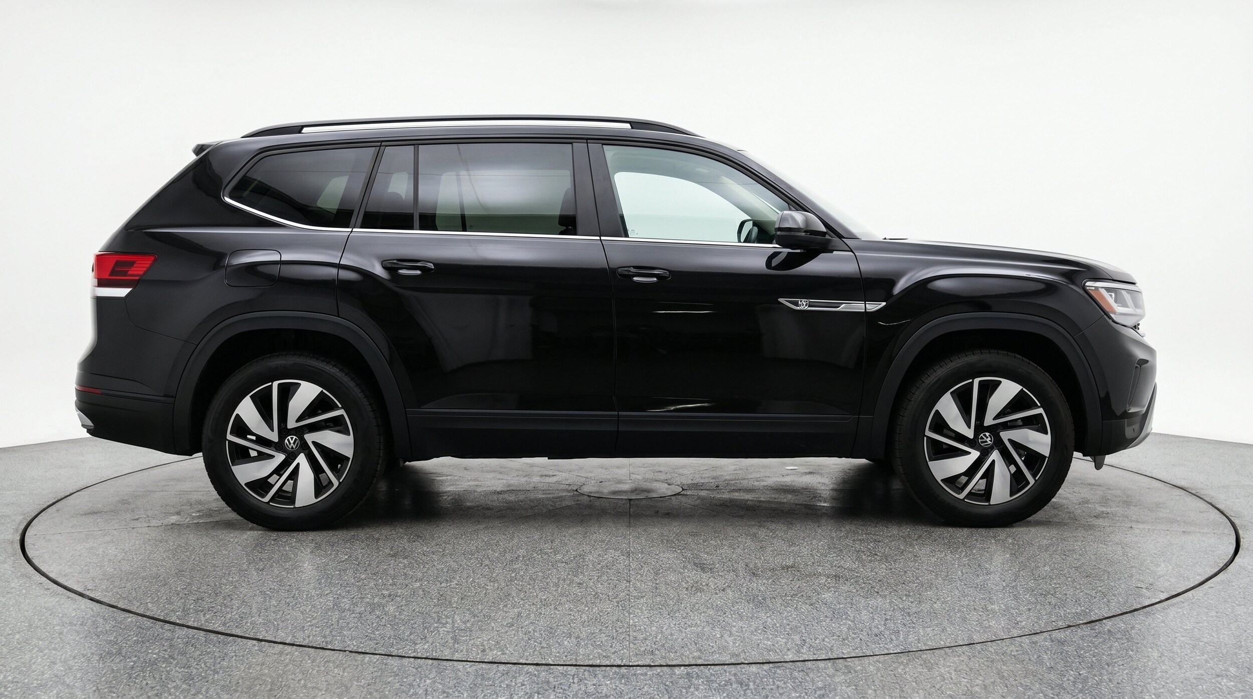 Thumbnail: 2026 Volkswagen Atlas - 11