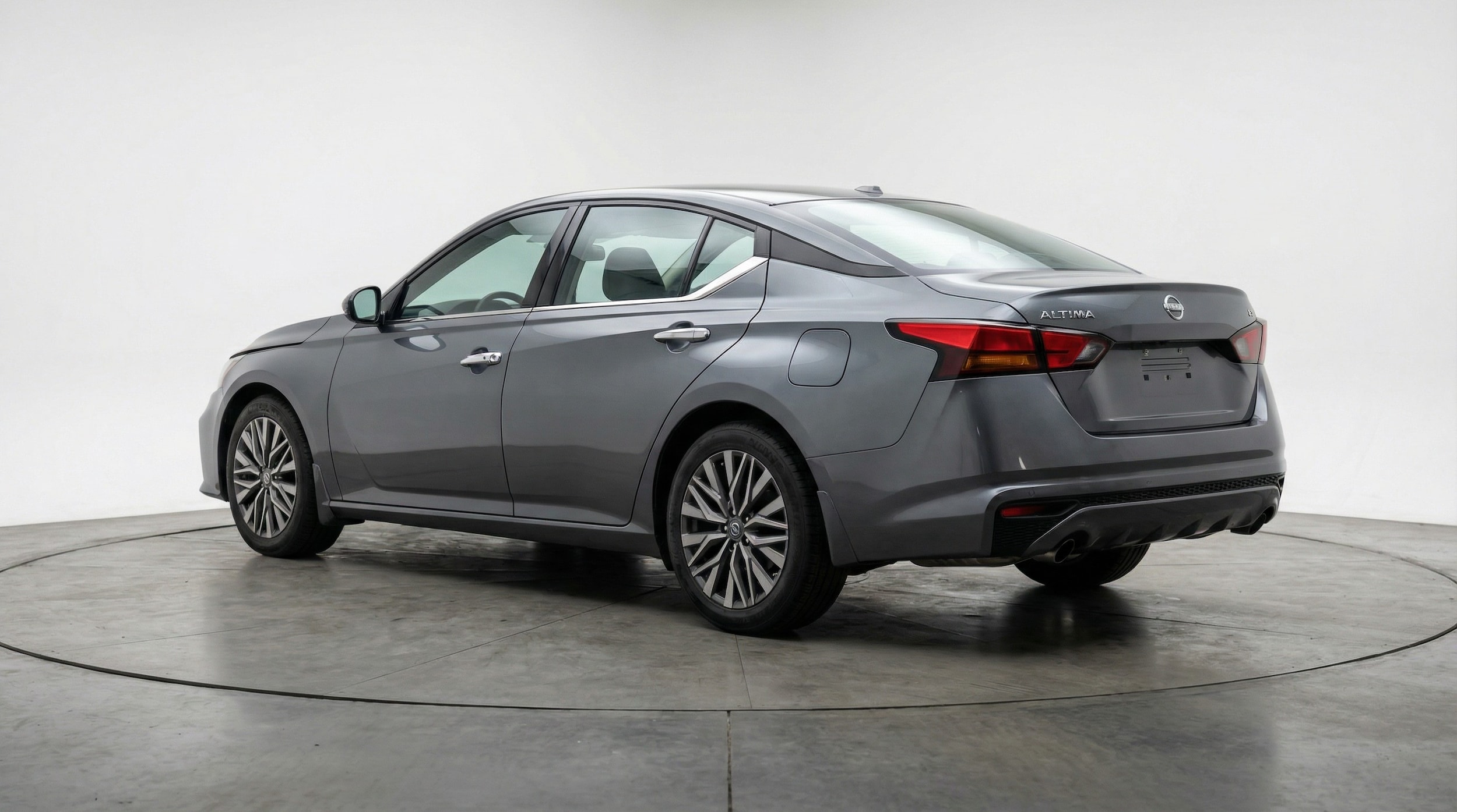 Thumbnail: 2025 Nissan Altima - 5