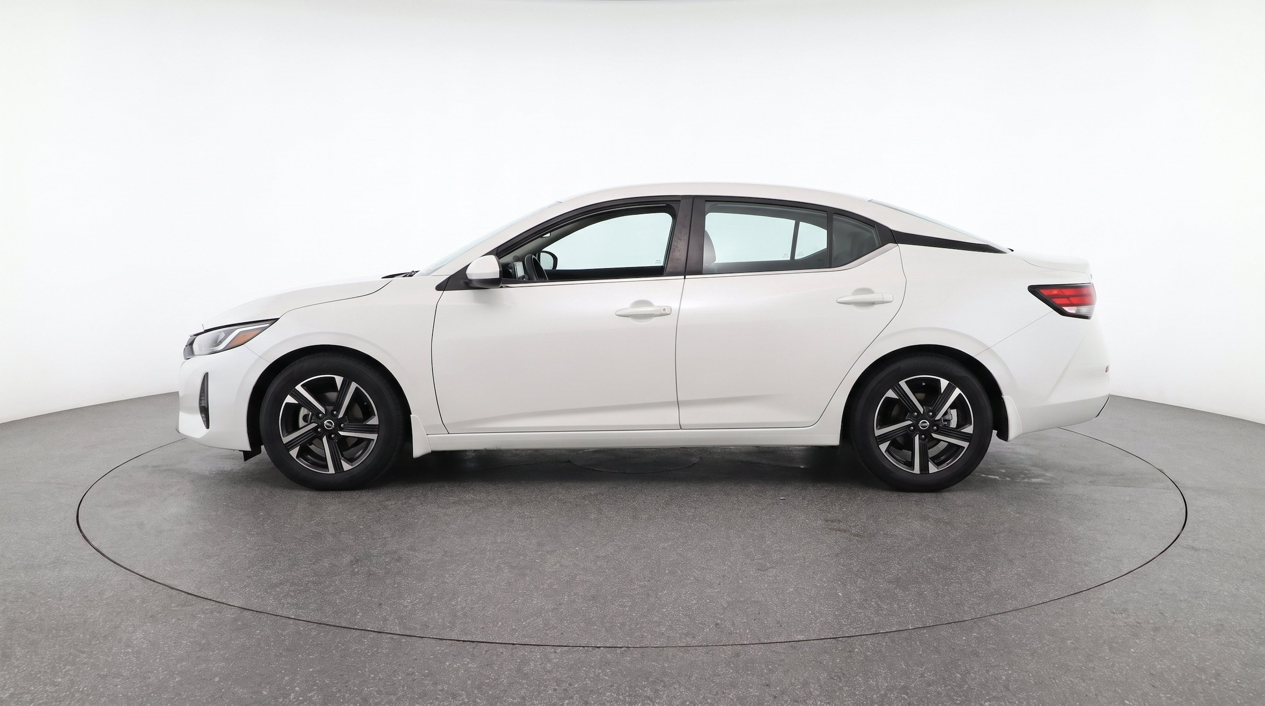 Thumbnail: 2025 Nissan Sentra - 5
