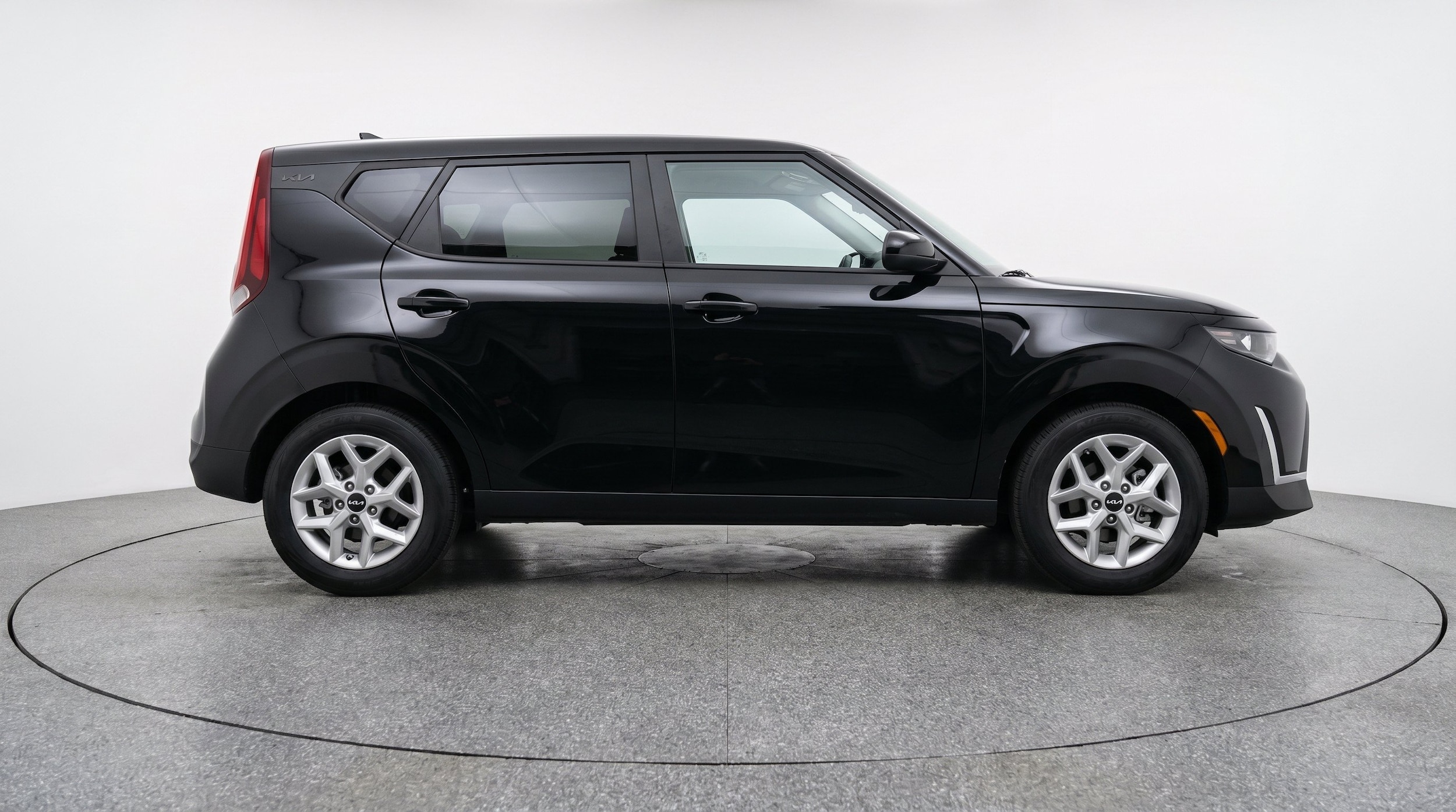 Thumbnail: 2025 Kia Soul - 10