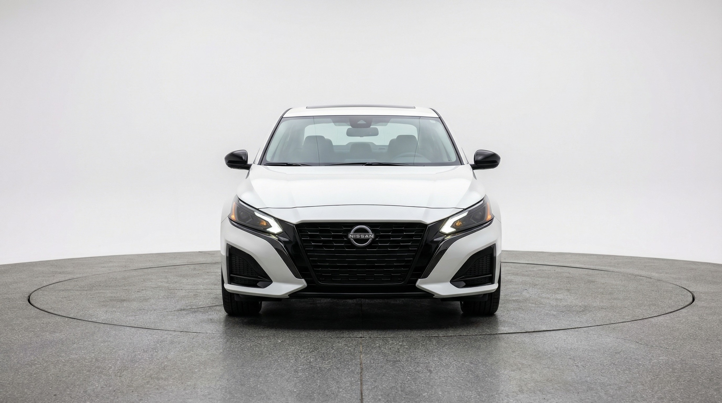 Thumbnail: 2025 Nissan Altima - 2