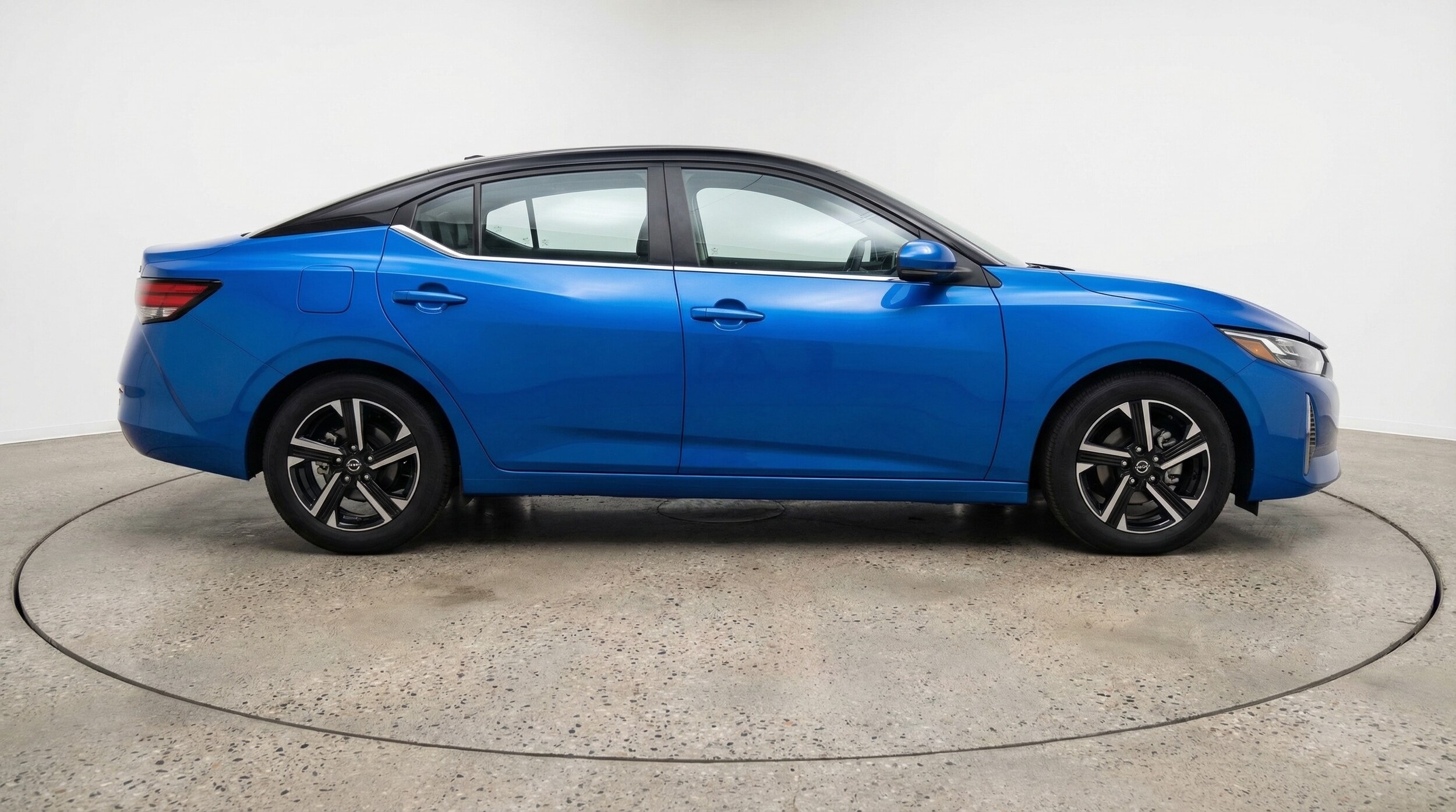 Thumbnail: 2025 Nissan Sentra - 8