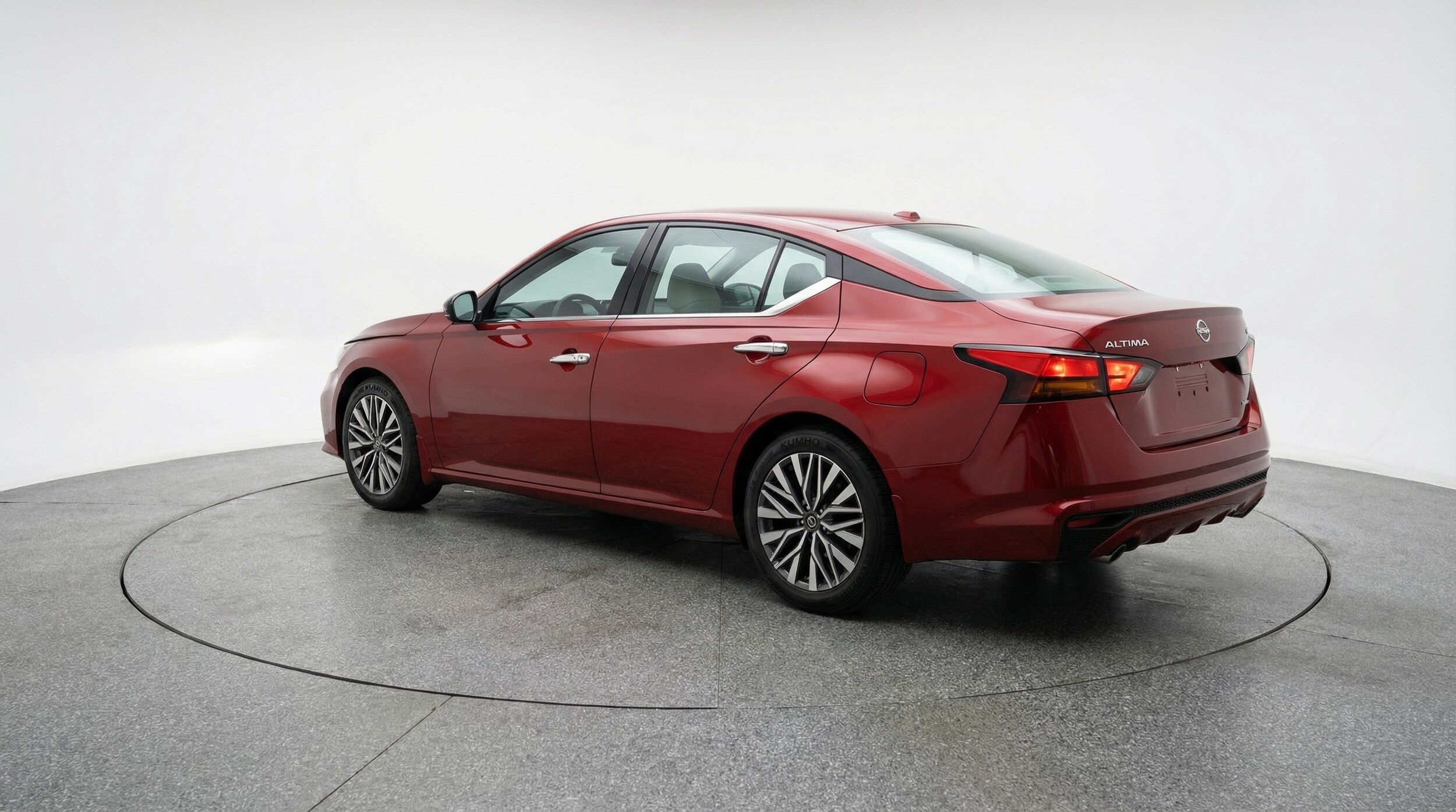 Thumbnail: 2025 Nissan Altima - 5