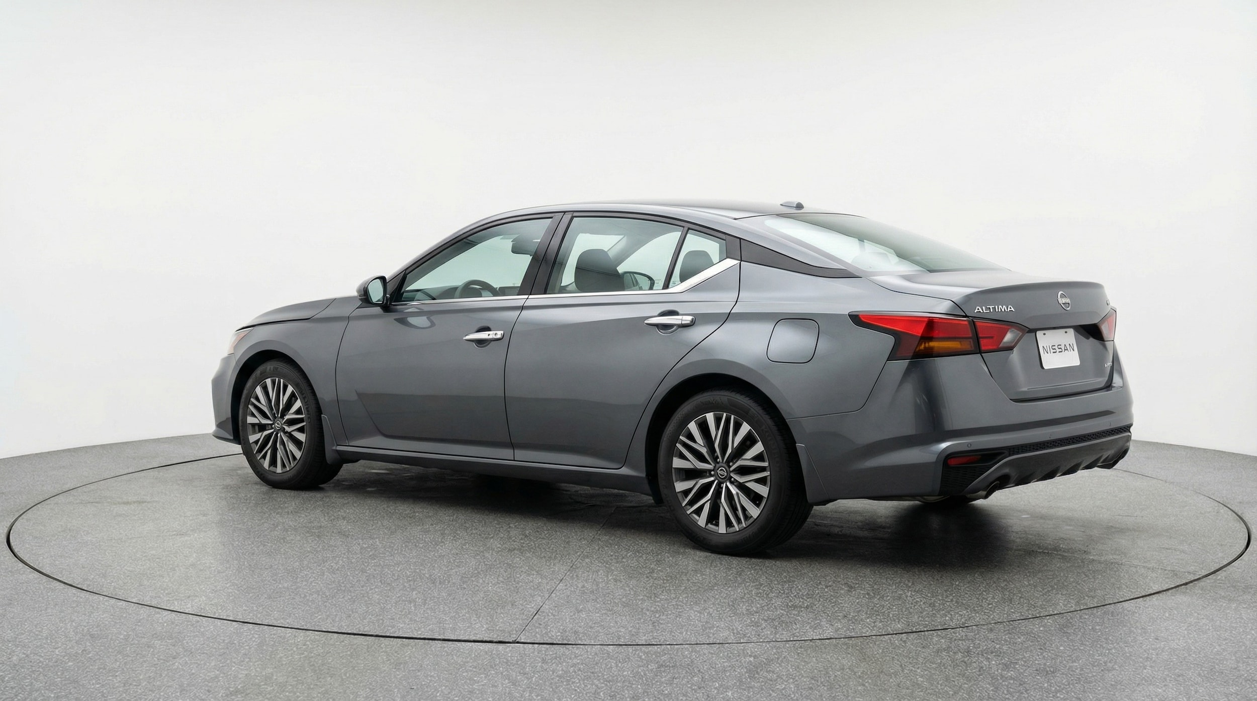 Thumbnail: 2025 Nissan Altima - 5