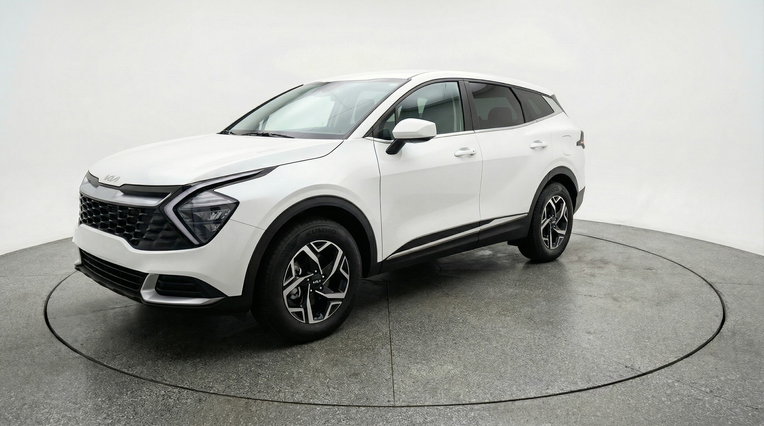 Thumbnail: 2025 Kia Sportage - 3