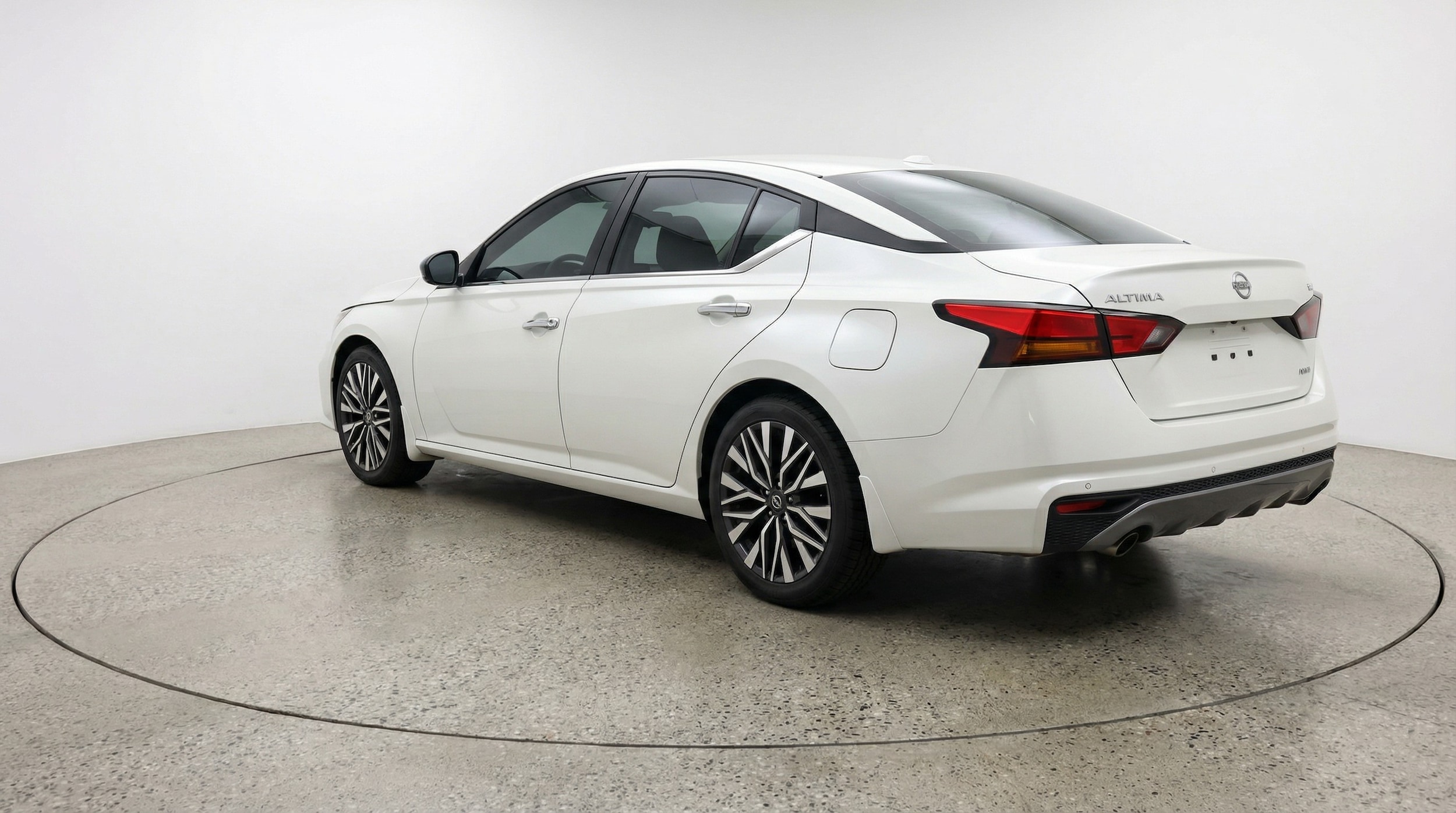 Thumbnail: 2025 Nissan Altima - 5