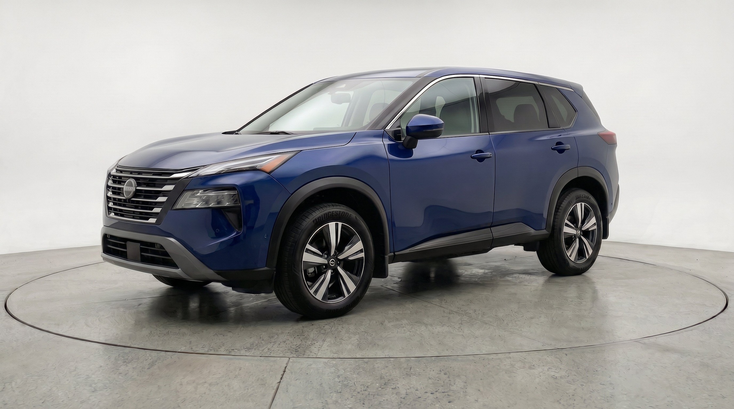 Thumbnail: 2026 Nissan Rogue - 3