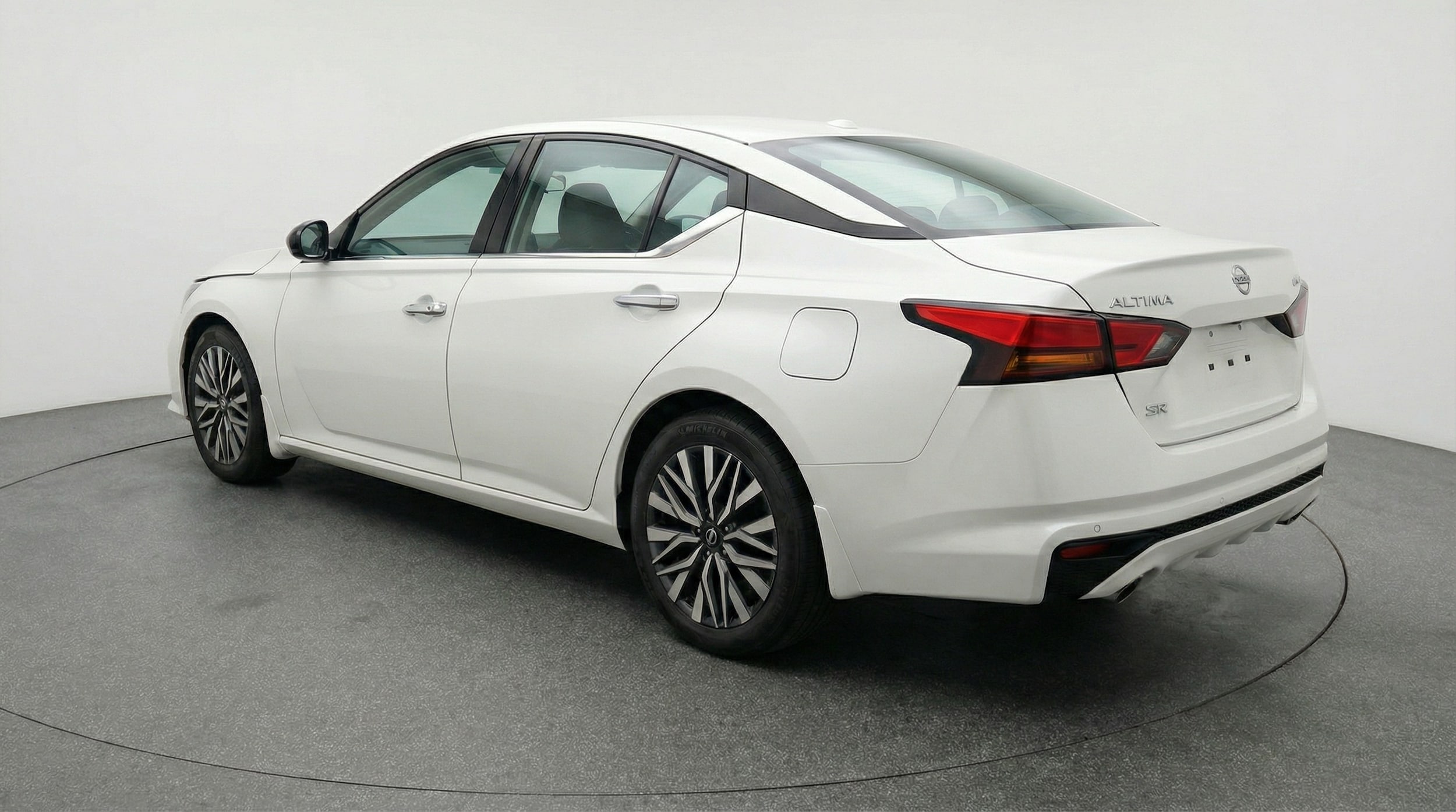 Thumbnail: 2025 Nissan Altima - 5