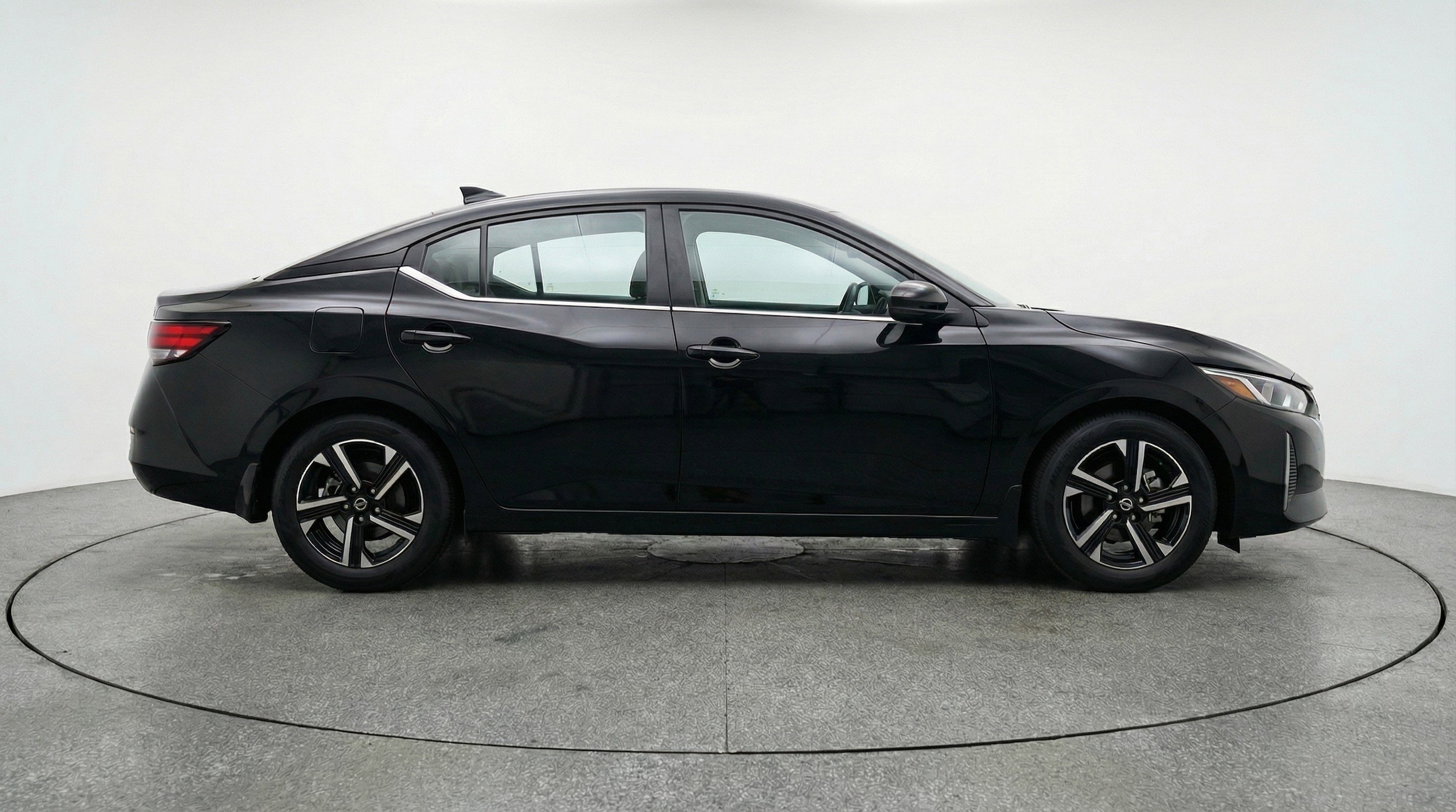 Thumbnail: 2025 Nissan Sentra - 11