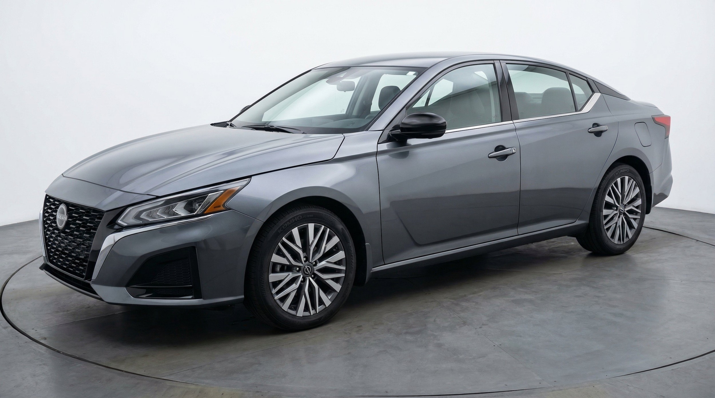 Thumbnail: 2025 Nissan Altima - 3
