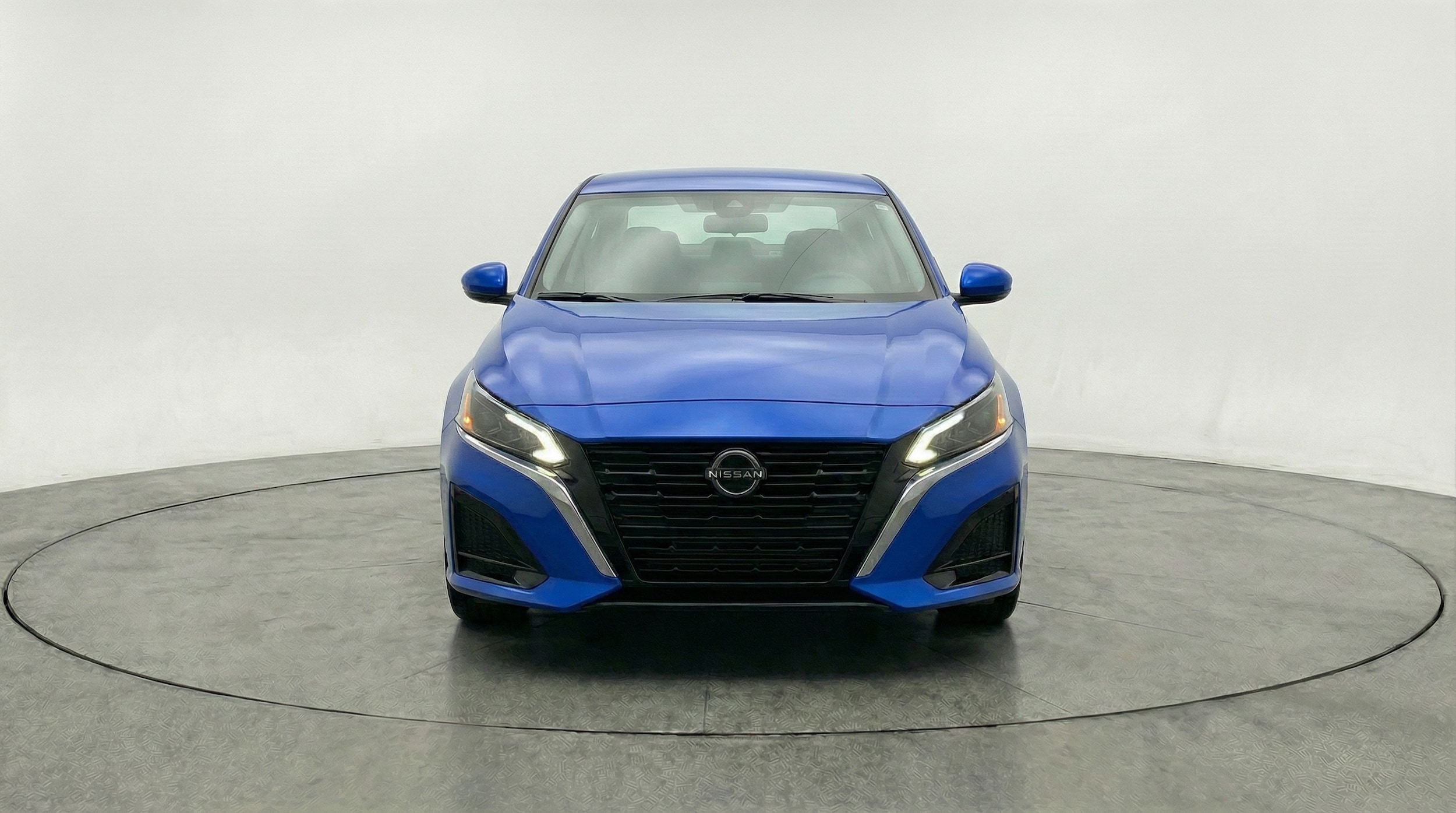 Thumbnail: 2025 Nissan Altima - 2