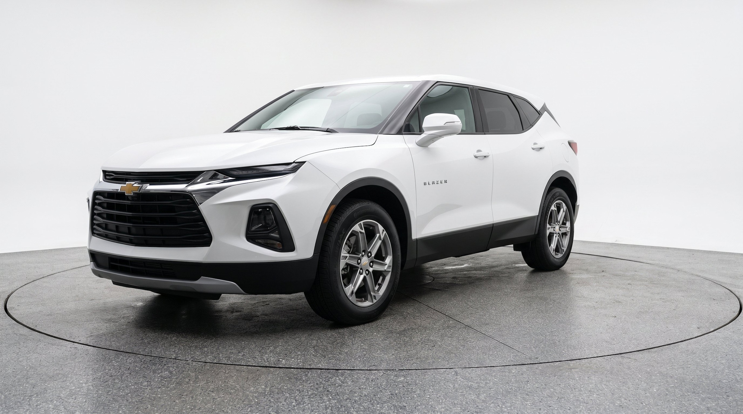 Thumbnail: 2026 Chevrolet Blazer - 3