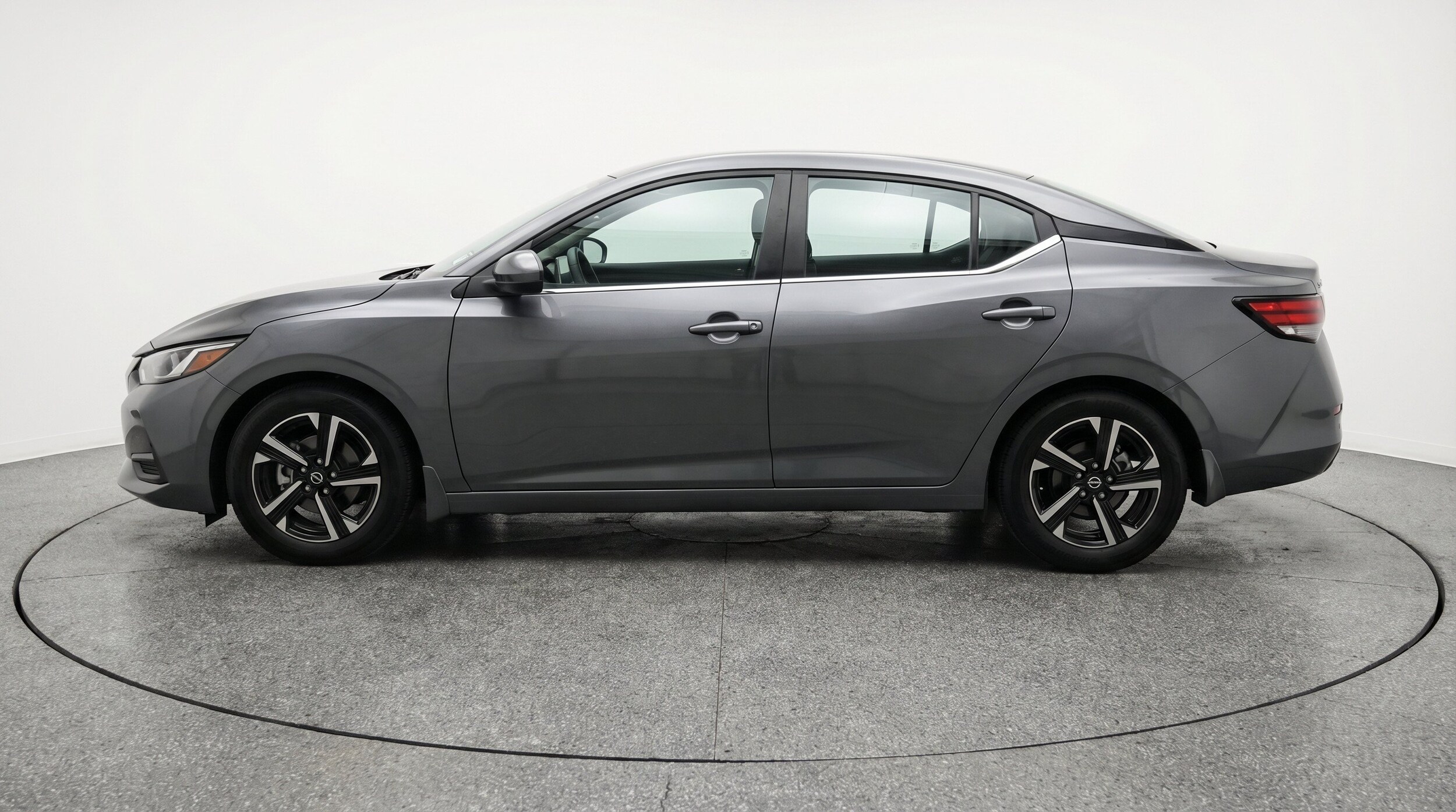 Thumbnail: 2025 Nissan Sentra - 5