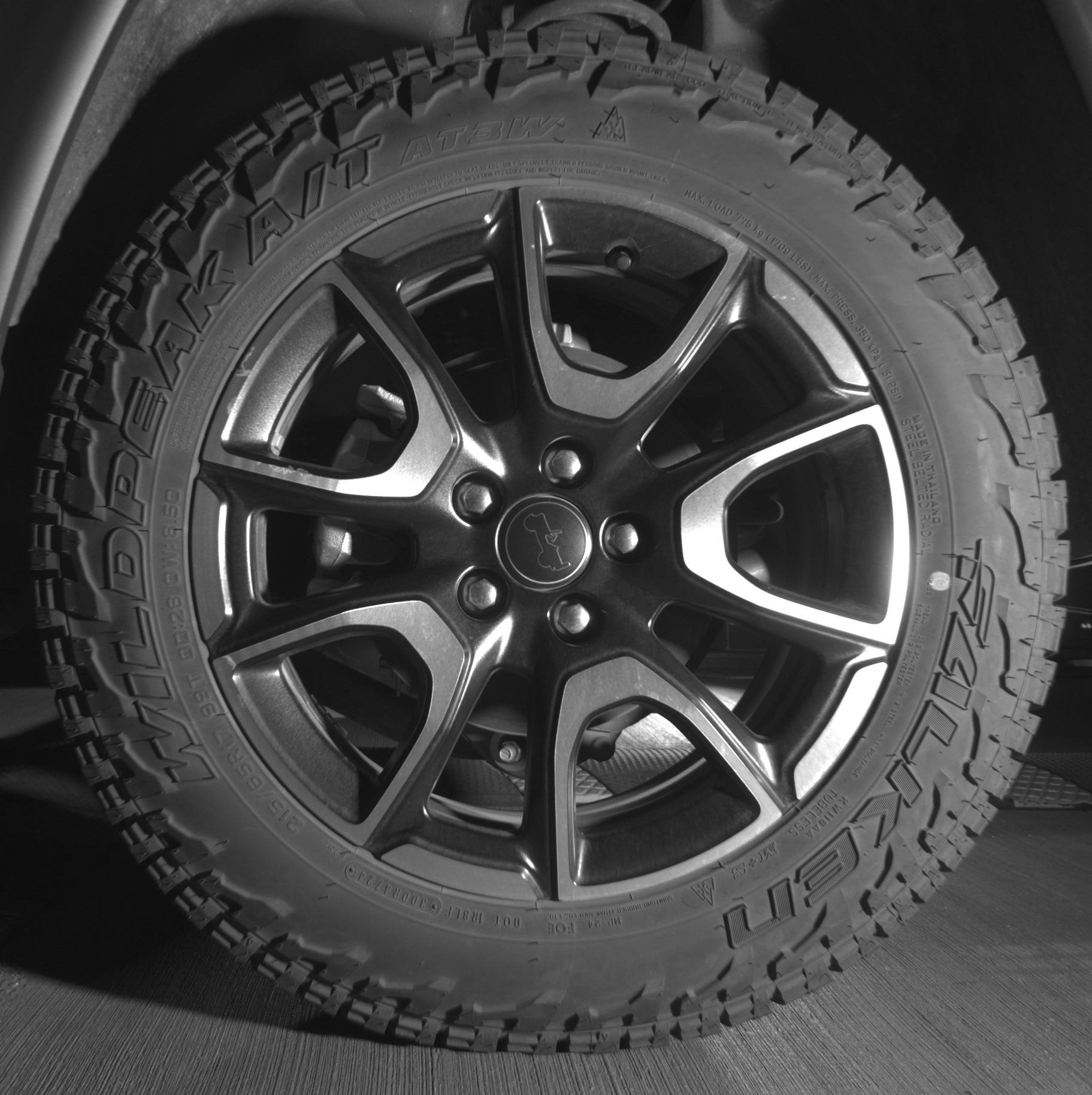 Thumbnail: 2025 Jeep Compass - 14