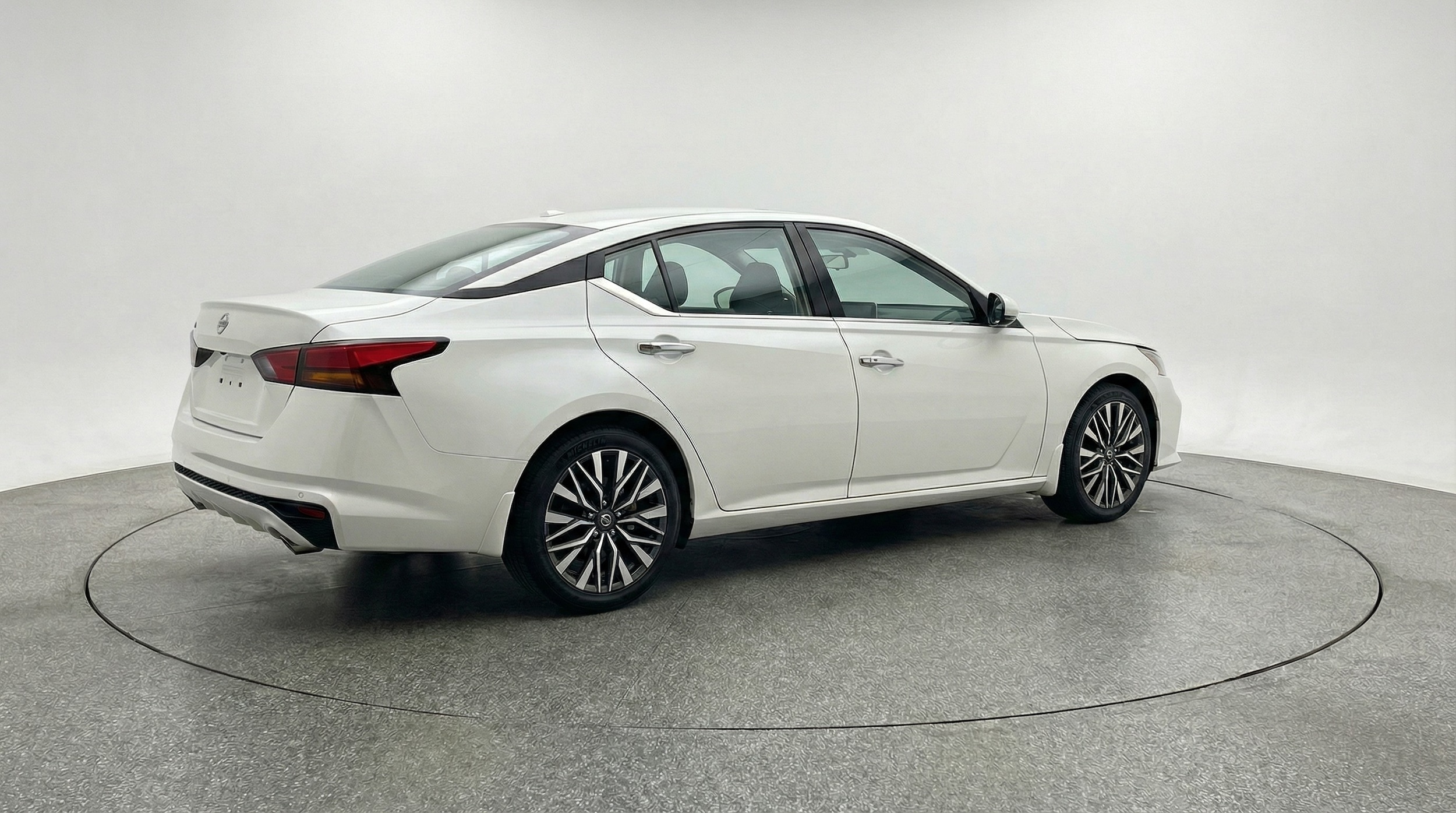 Thumbnail: 2025 Nissan Altima - 7