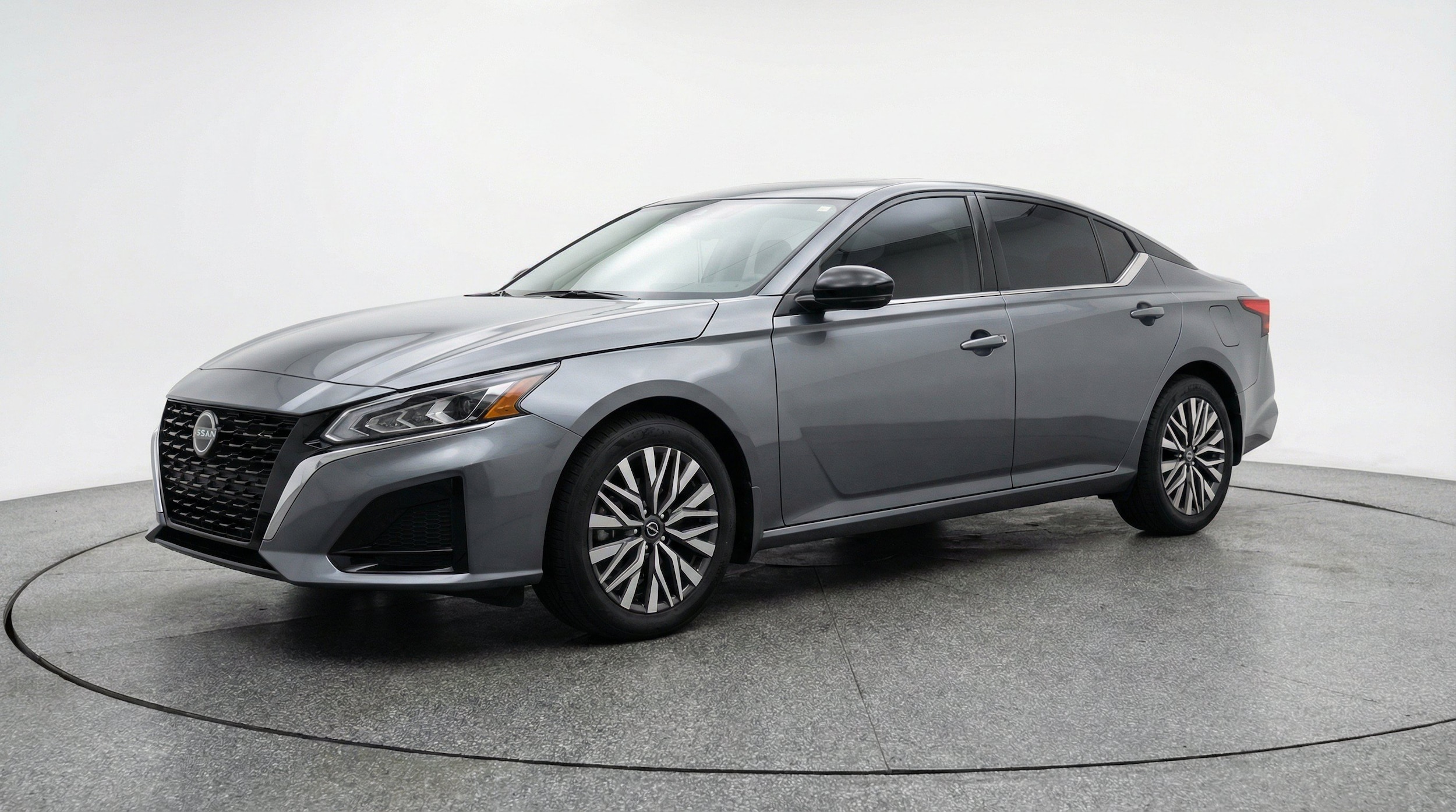Thumbnail: 2025 Nissan Altima - 3