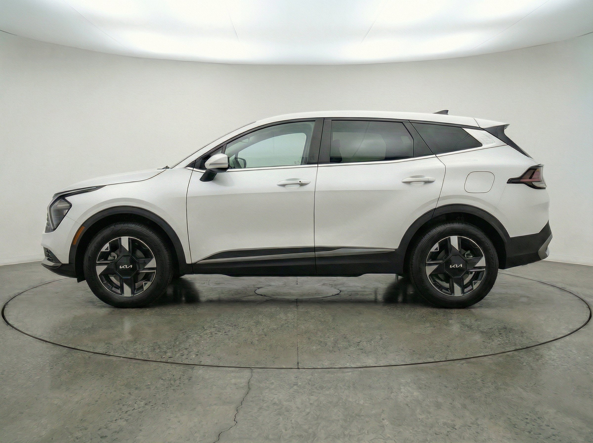 Thumbnail: 2026 Kia Sportage - 5