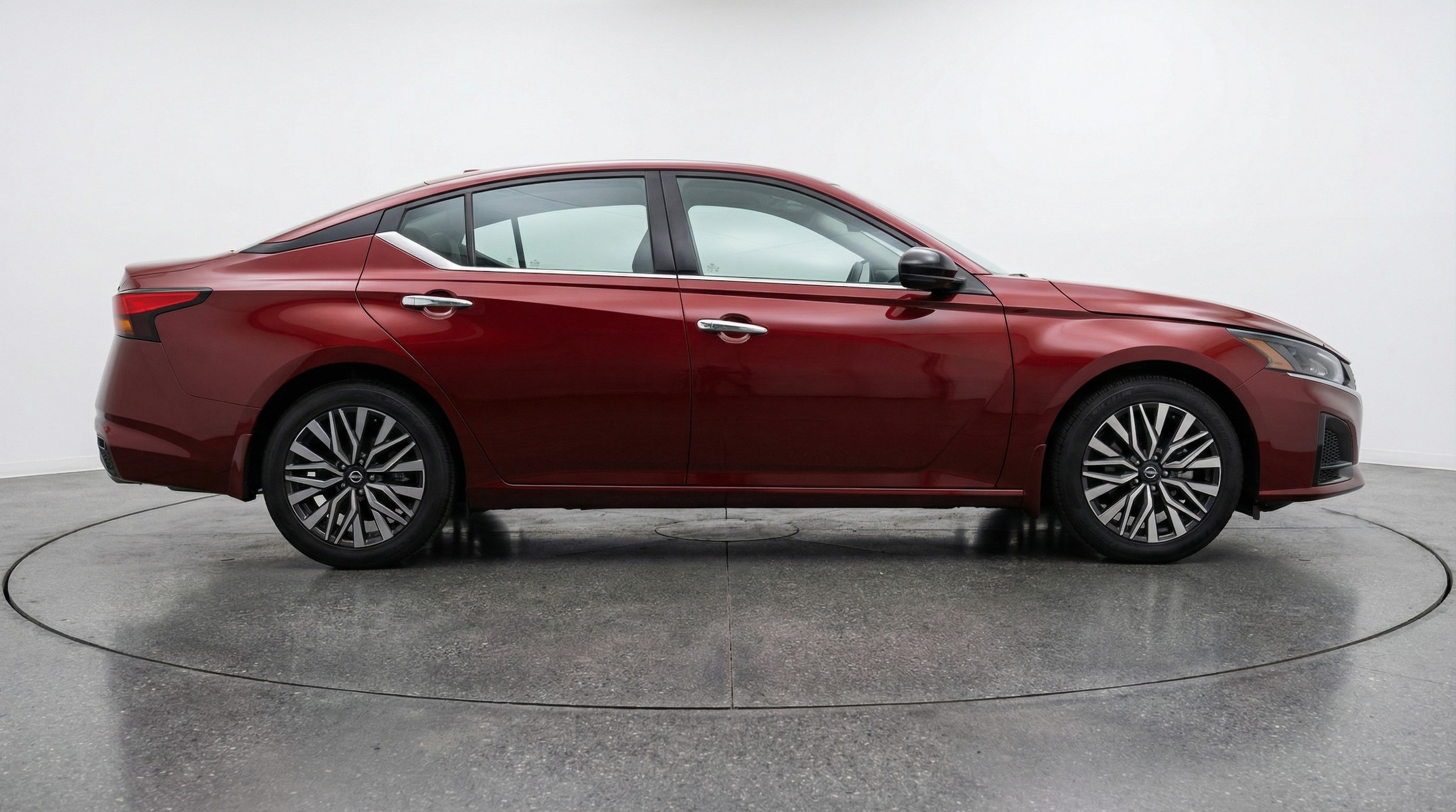 Thumbnail: 2025 Nissan Altima - 8