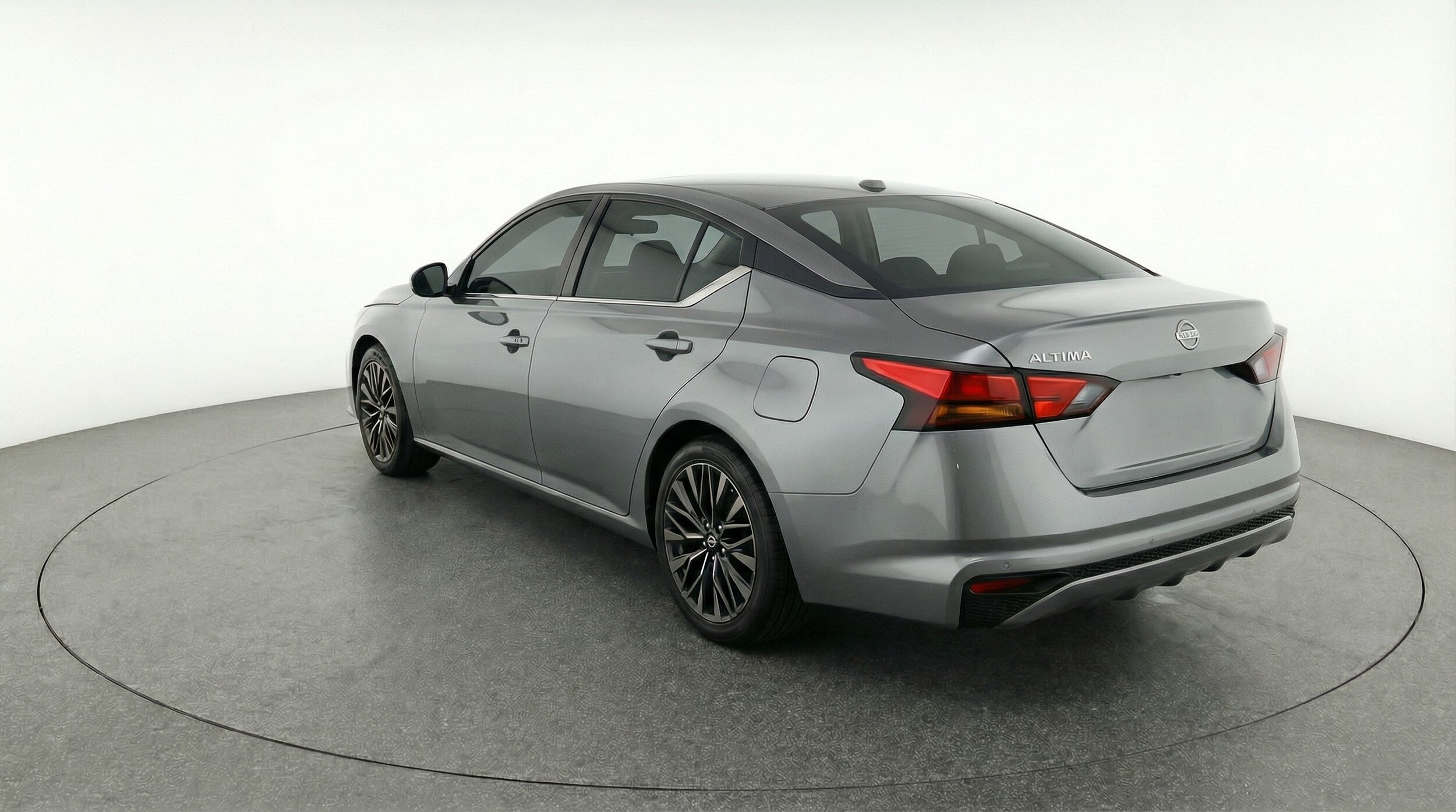 Thumbnail: 2025 Nissan Altima - 5