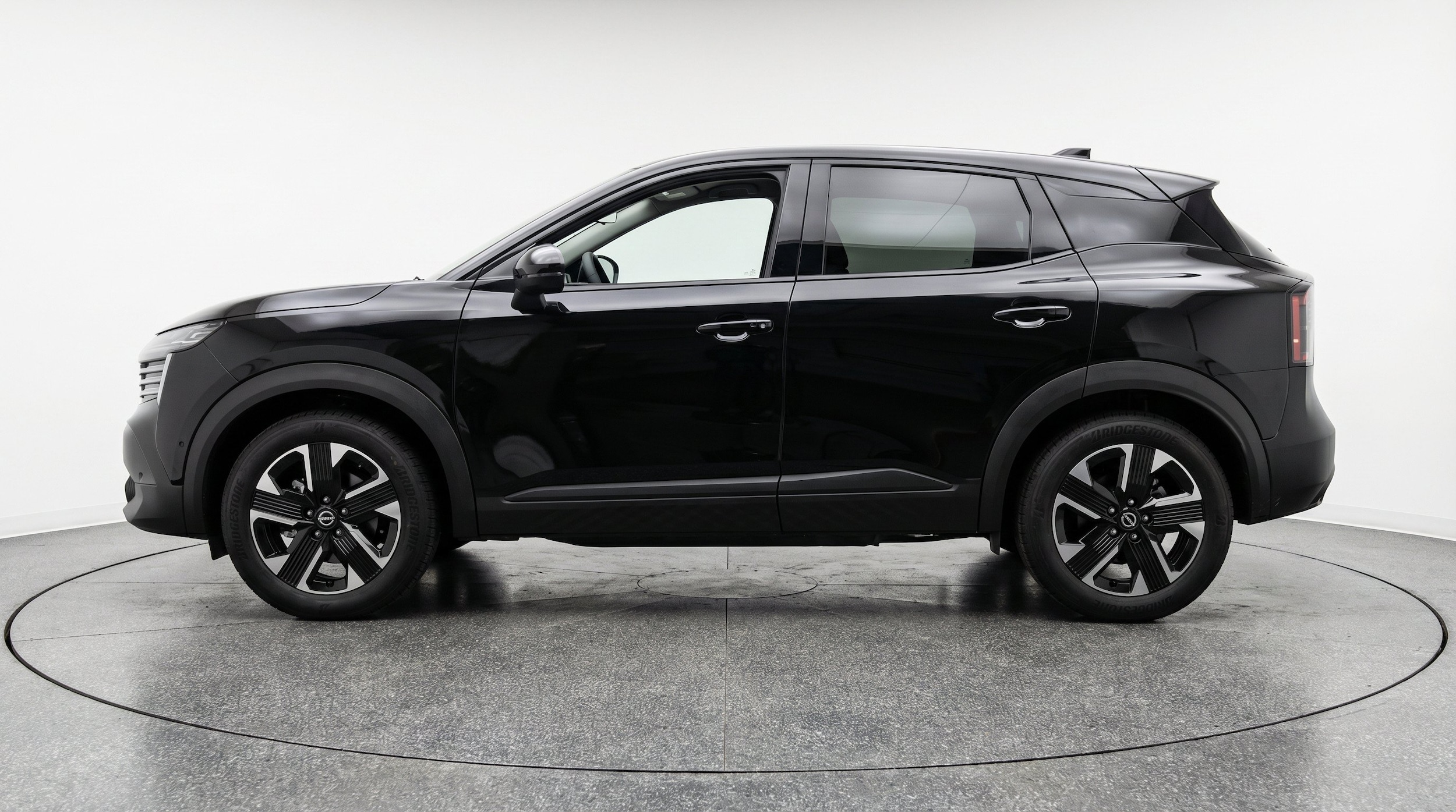 Thumbnail: 2026 Nissan Kicks - 5
