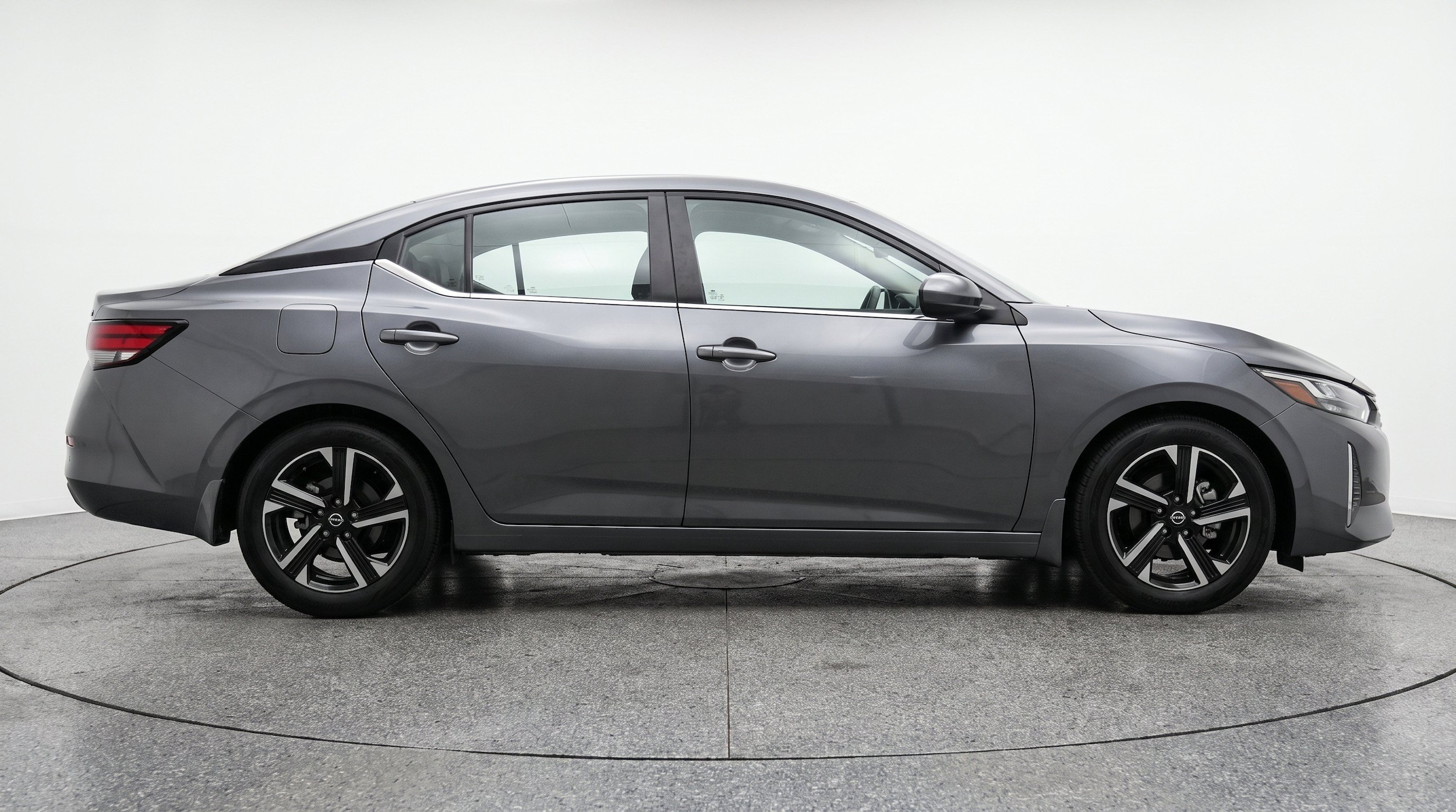 Thumbnail: 2025 Nissan Sentra - 11