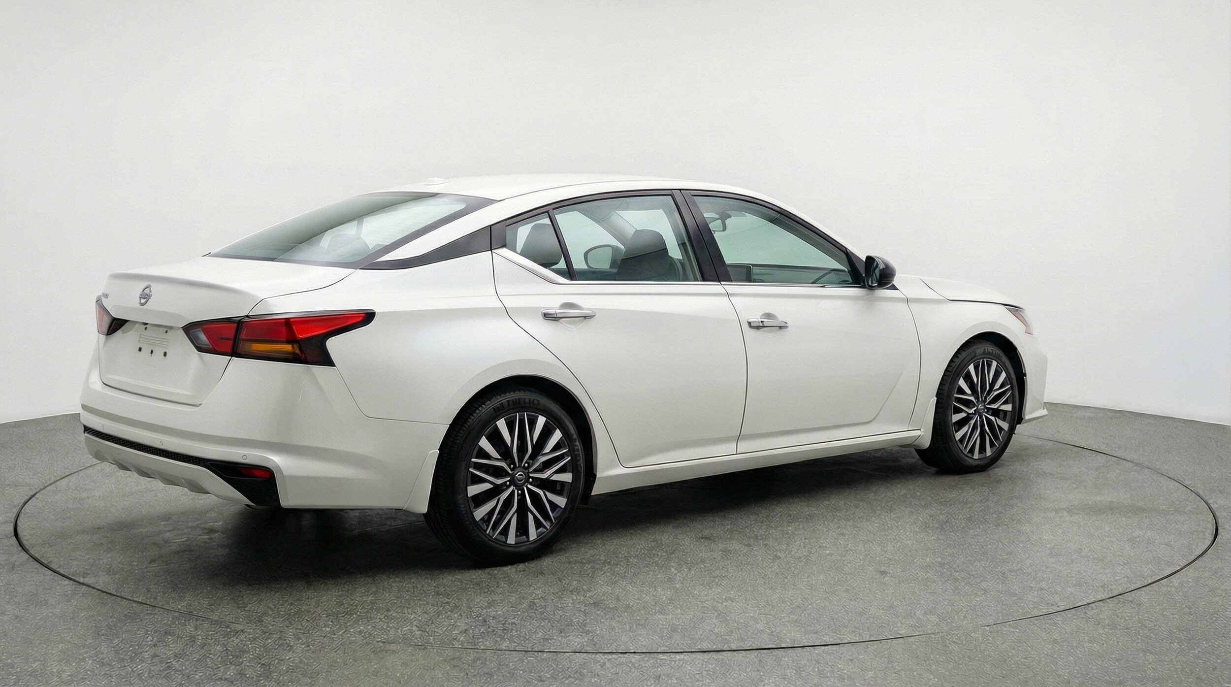 Thumbnail: 2025 Nissan Altima - 7