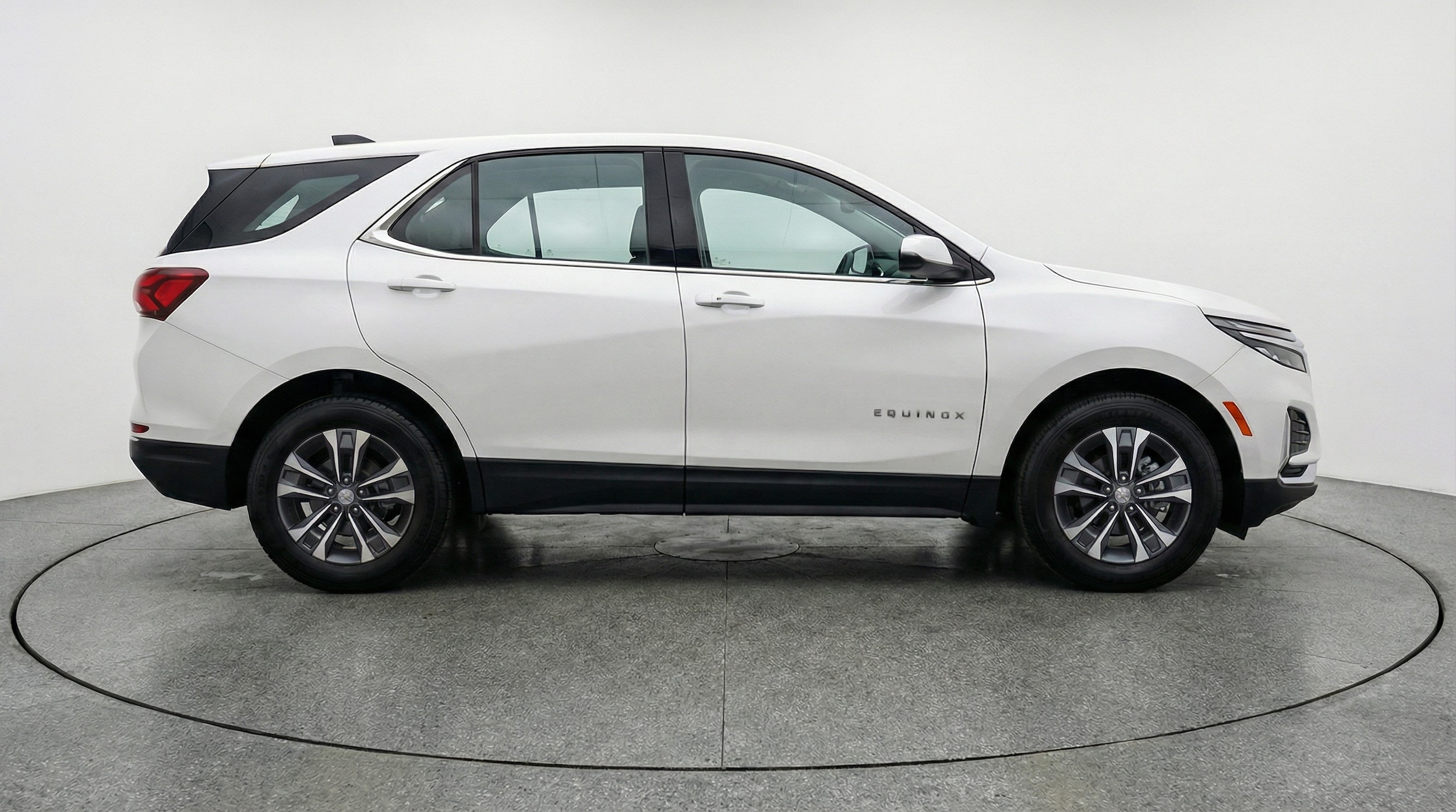 Thumbnail: 2025 Chevrolet Equinox - 8