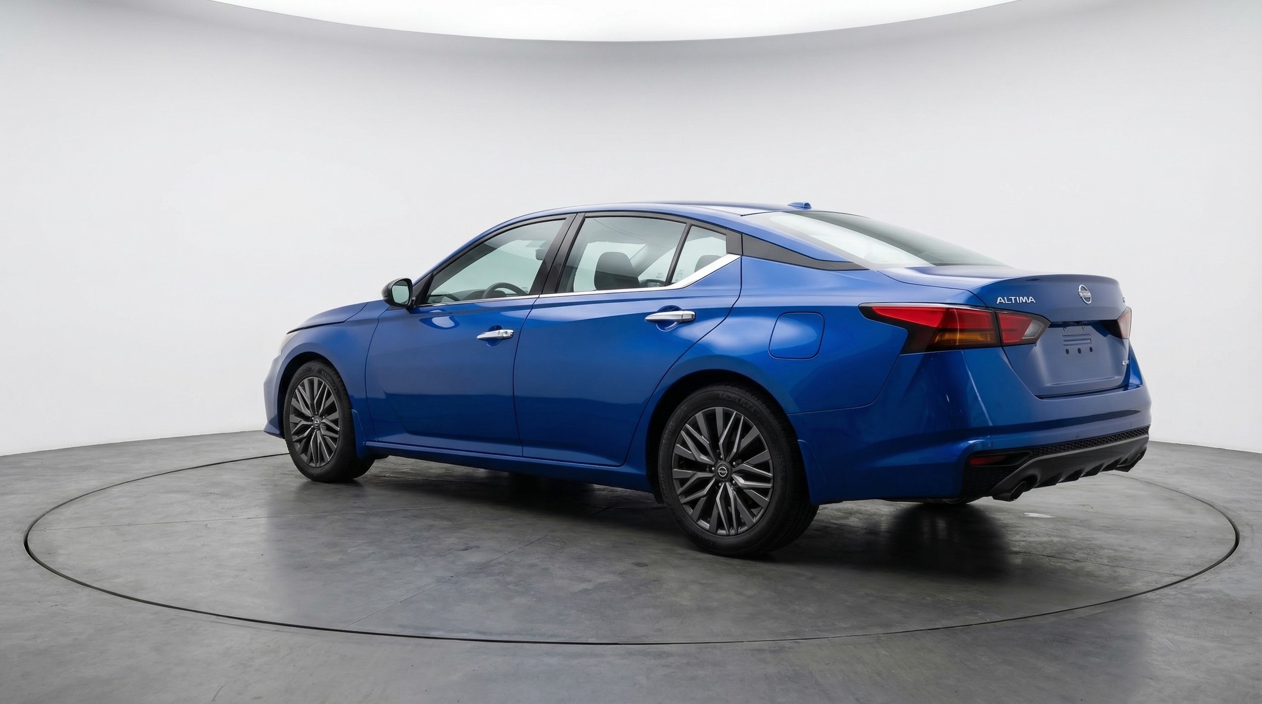 Thumbnail: 2025 Nissan Altima - 5
