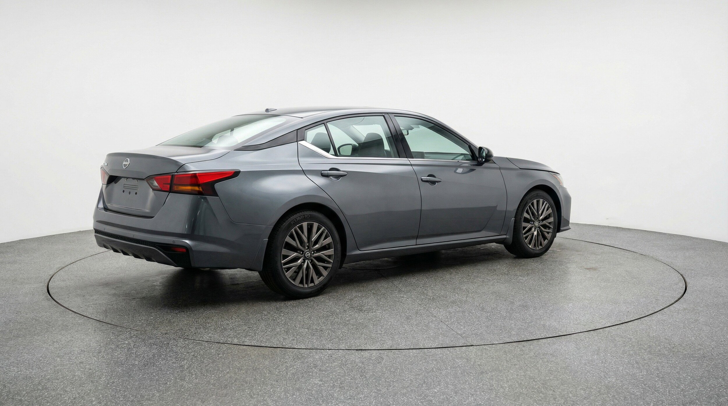 Thumbnail: 2025 Nissan Altima - 9
