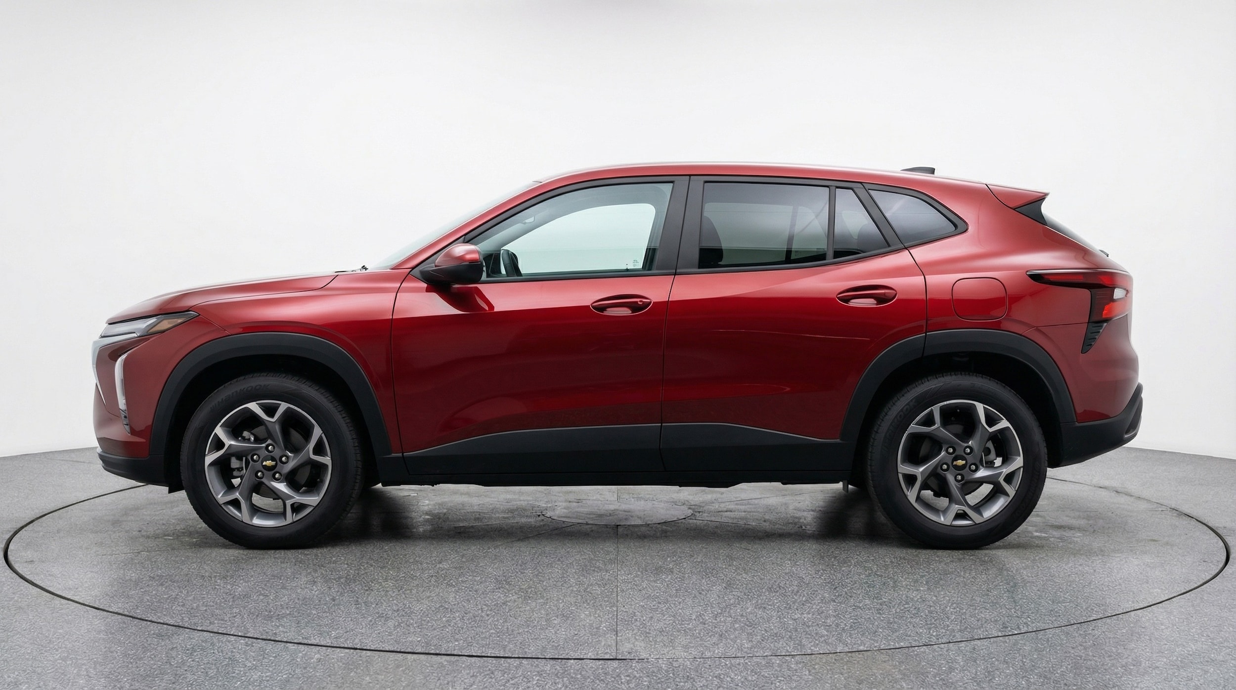 Thumbnail: 2025 Chevrolet Trax - 4