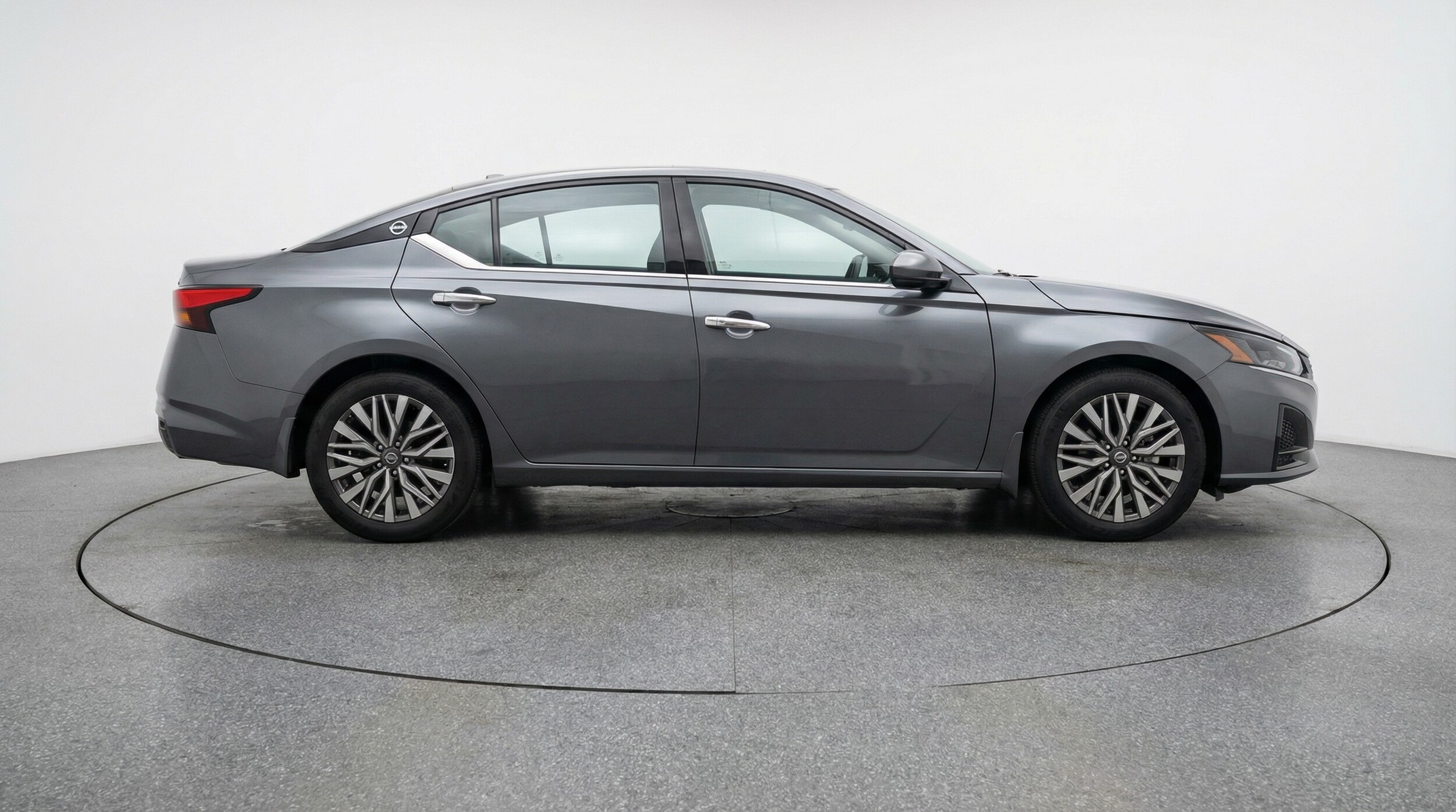 Thumbnail: 2025 Nissan Altima - 8