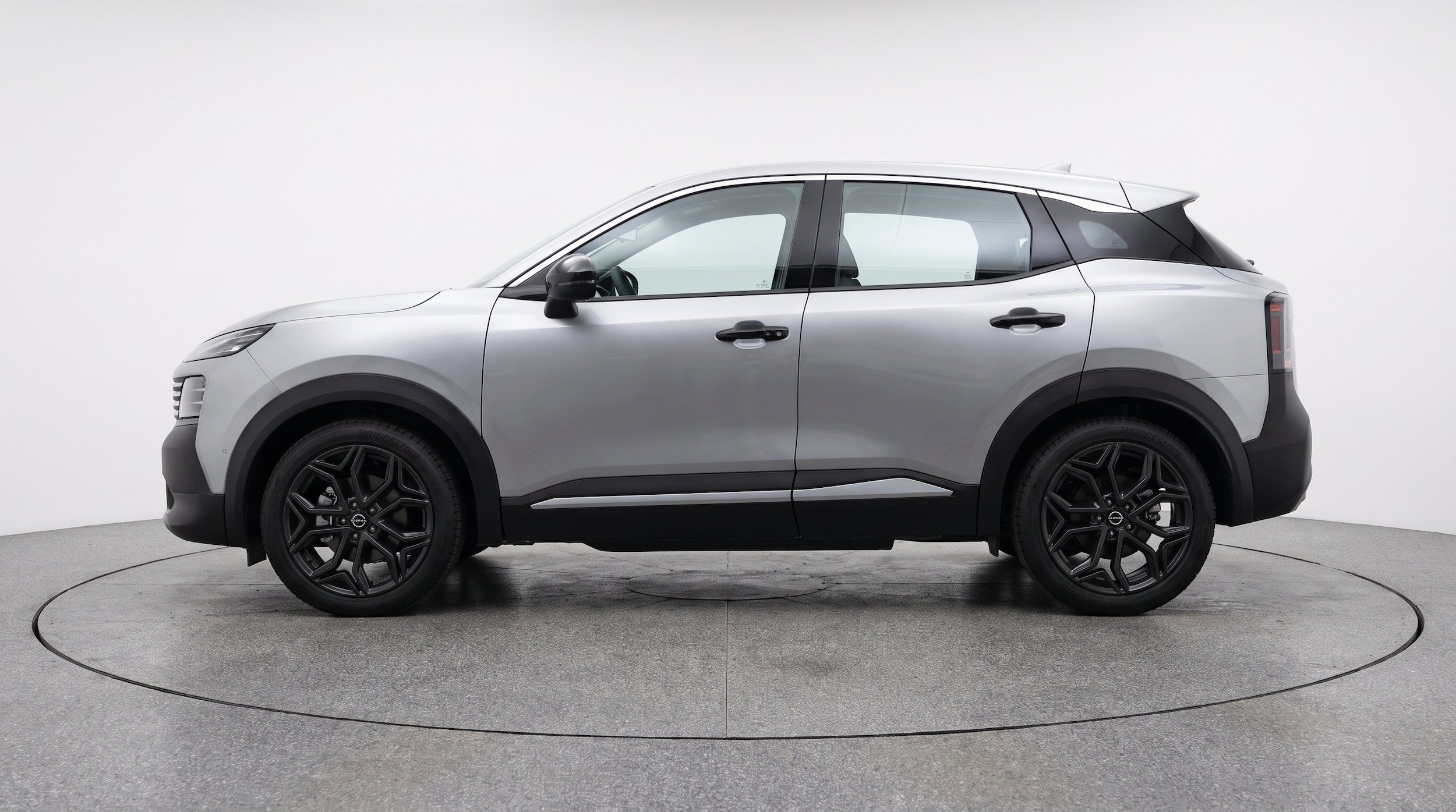 Thumbnail: 2026 Nissan Kicks - 5