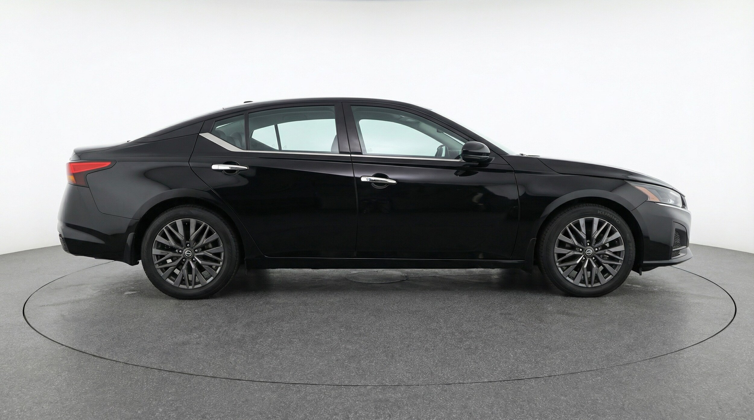 Thumbnail: 2025 Nissan Altima - 8