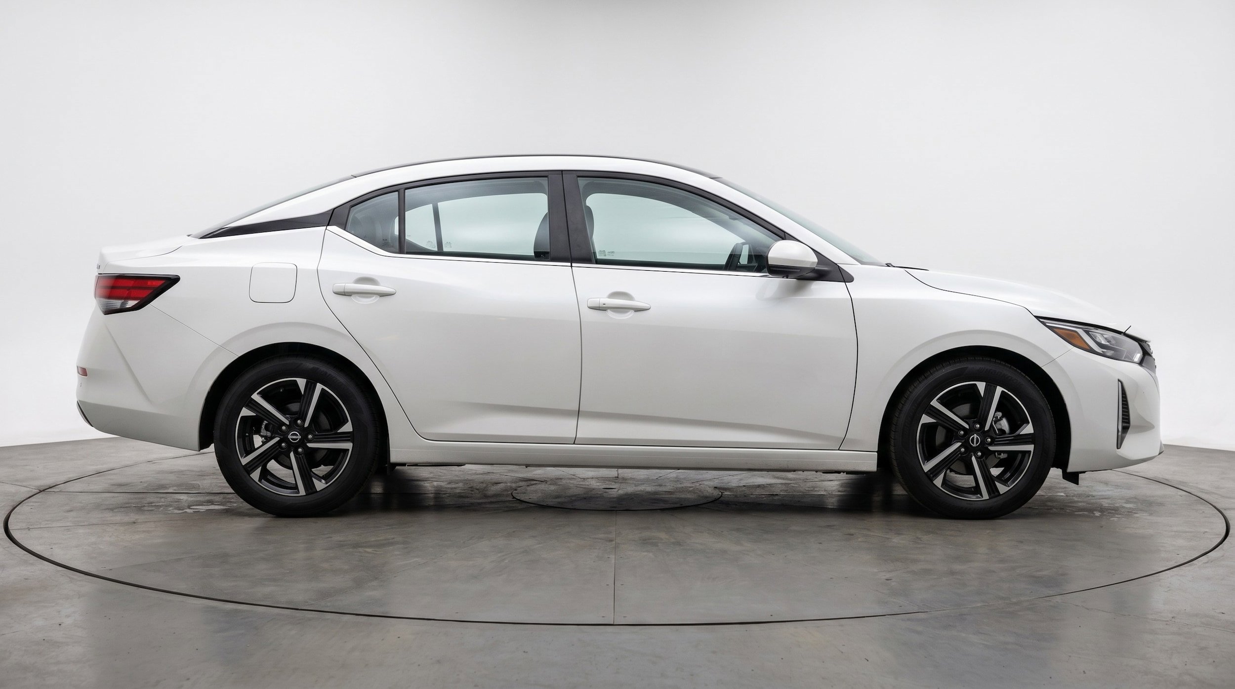 Thumbnail: 2025 Nissan Sentra - 8