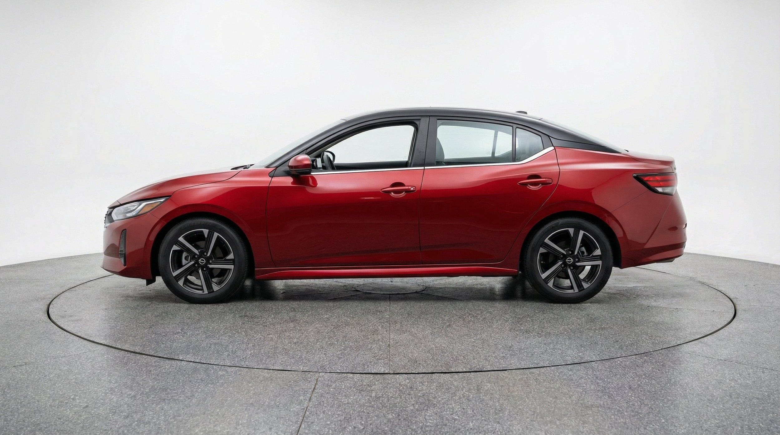 Thumbnail: 2025 Nissan Sentra - 5
