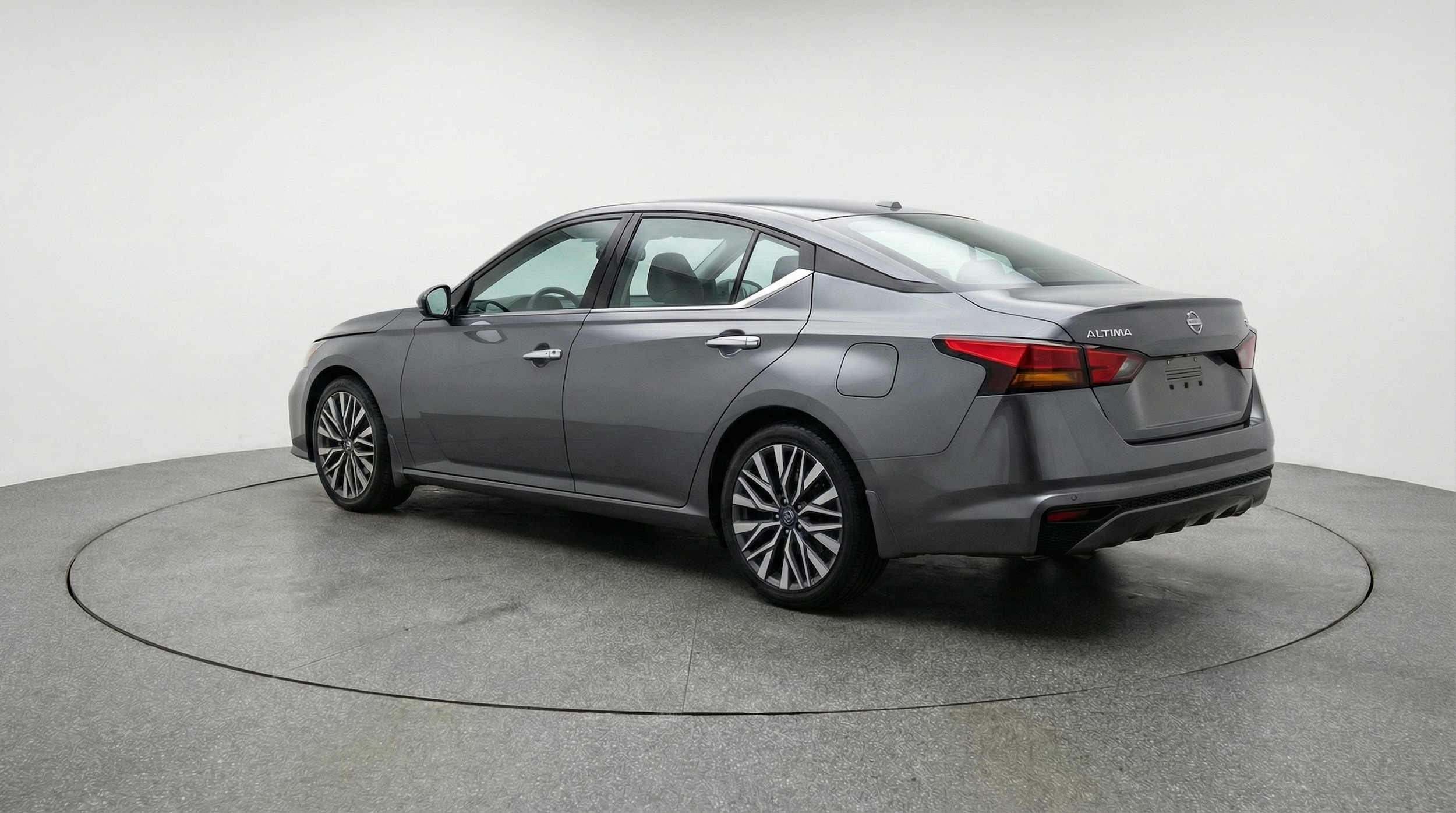 Thumbnail: 2025 Nissan Altima - 5