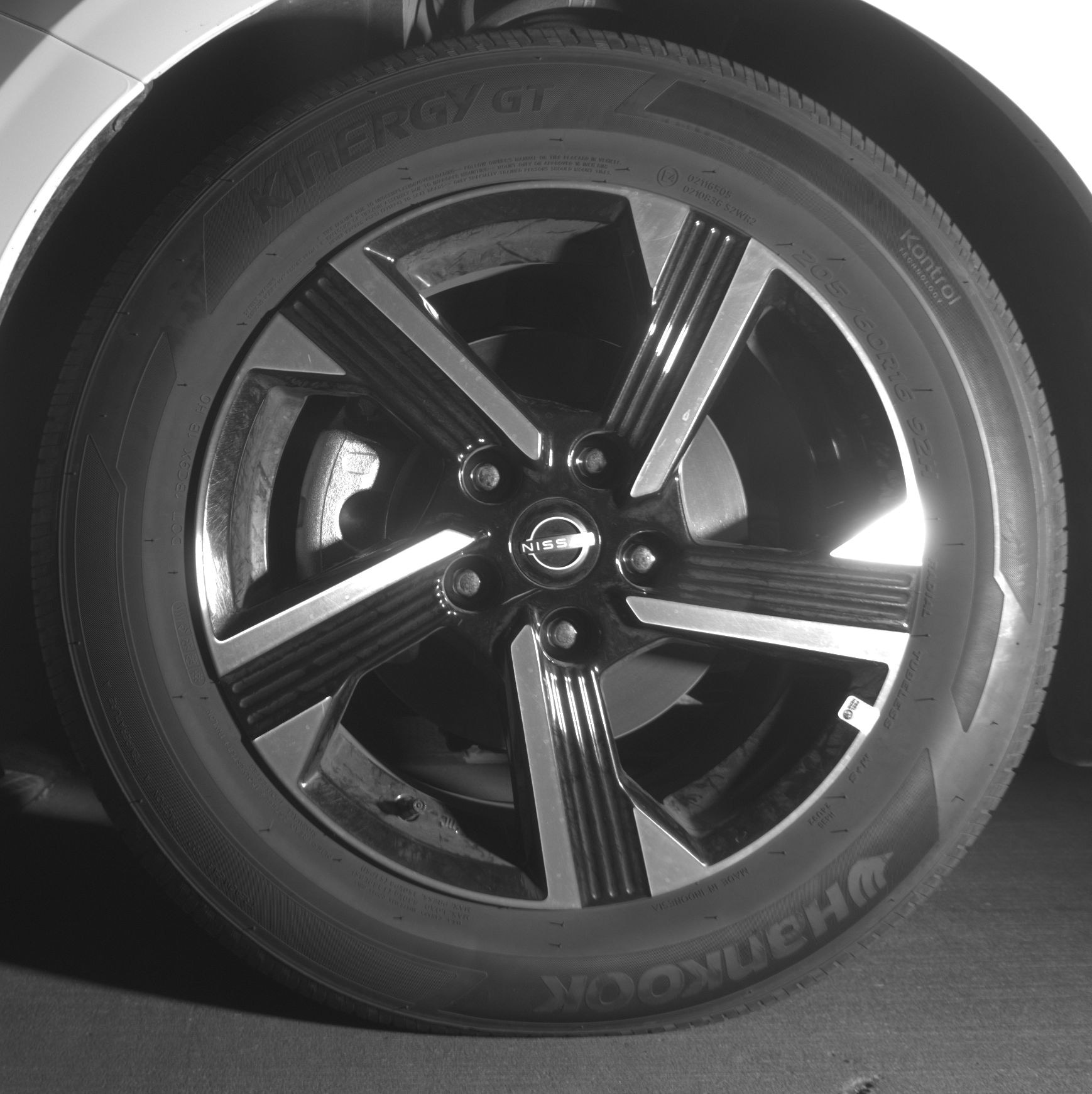 Thumbnail: 2025 Nissan Sentra - 9