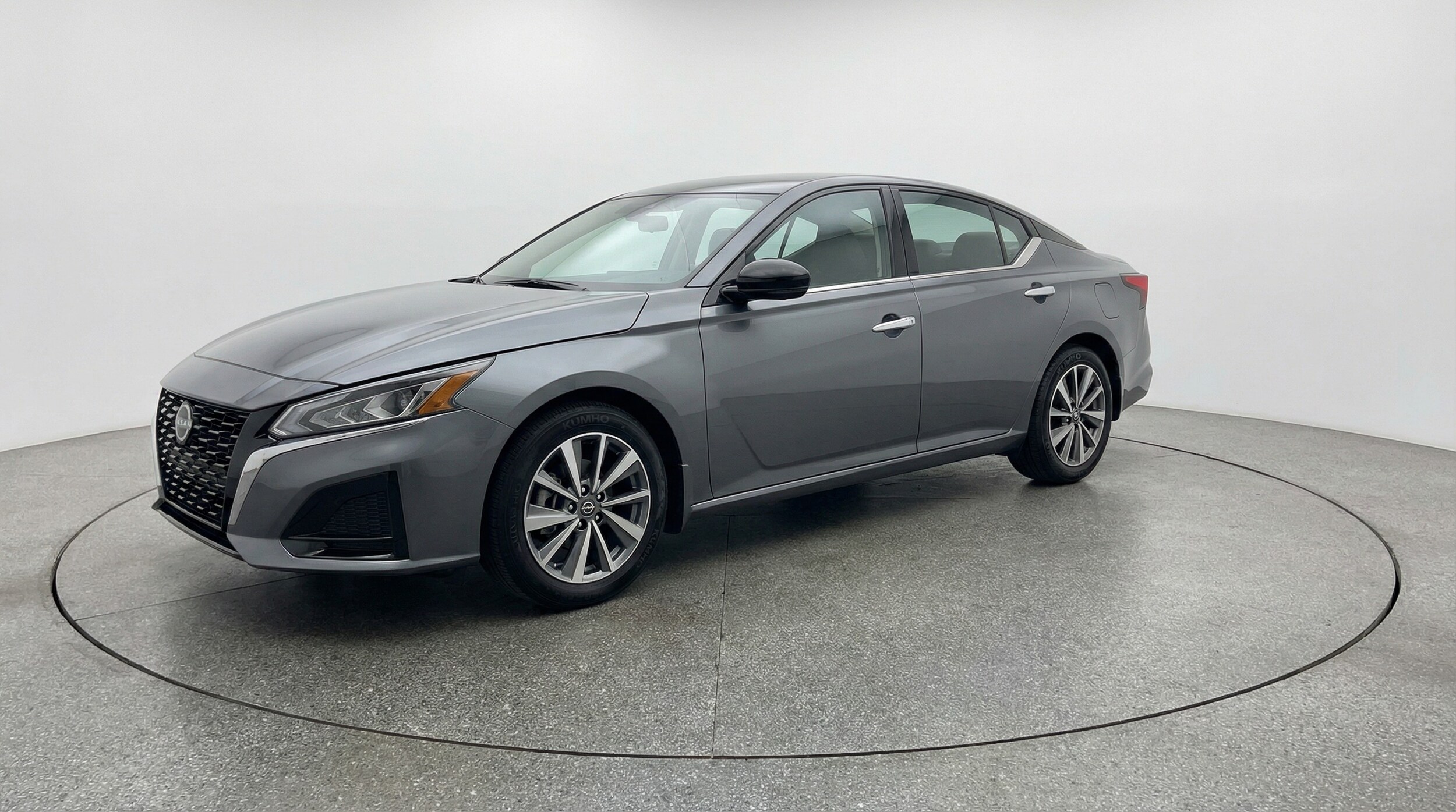 Thumbnail: 2025 Nissan Altima - 3