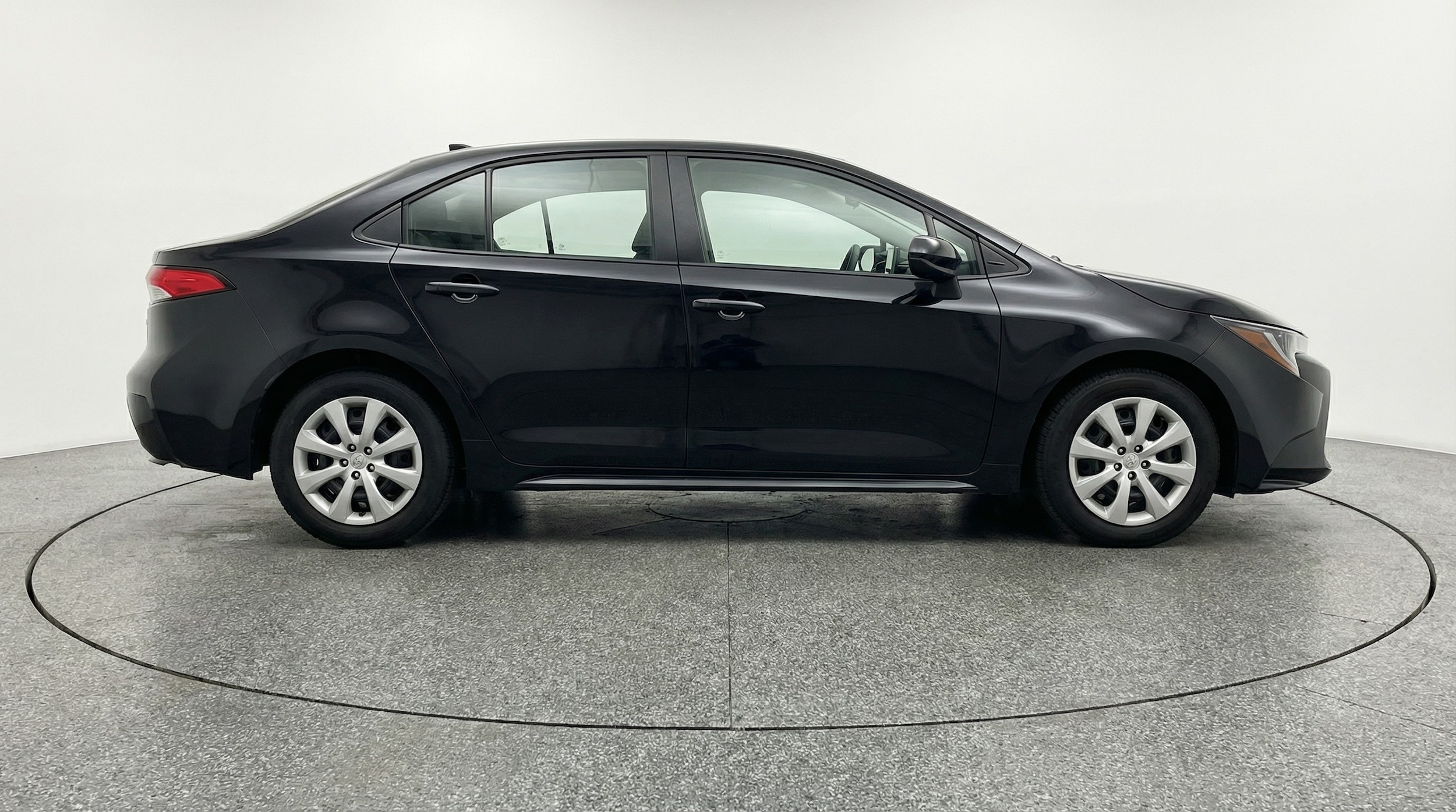 Thumbnail: 2025 Toyota Corolla - 8