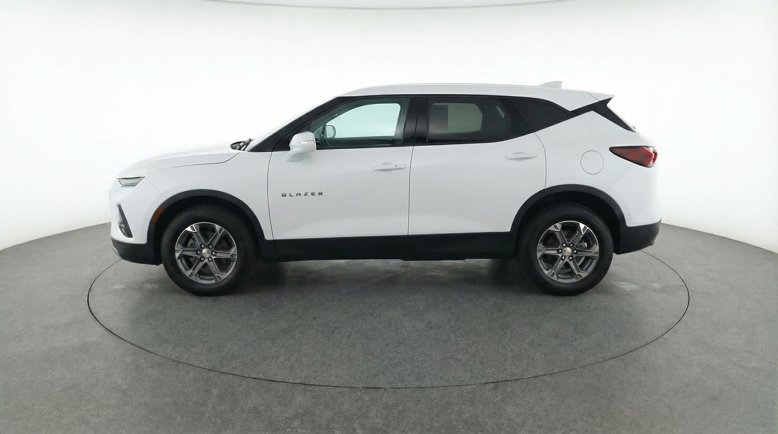 Thumbnail: 2025 Chevrolet Blazer - 4