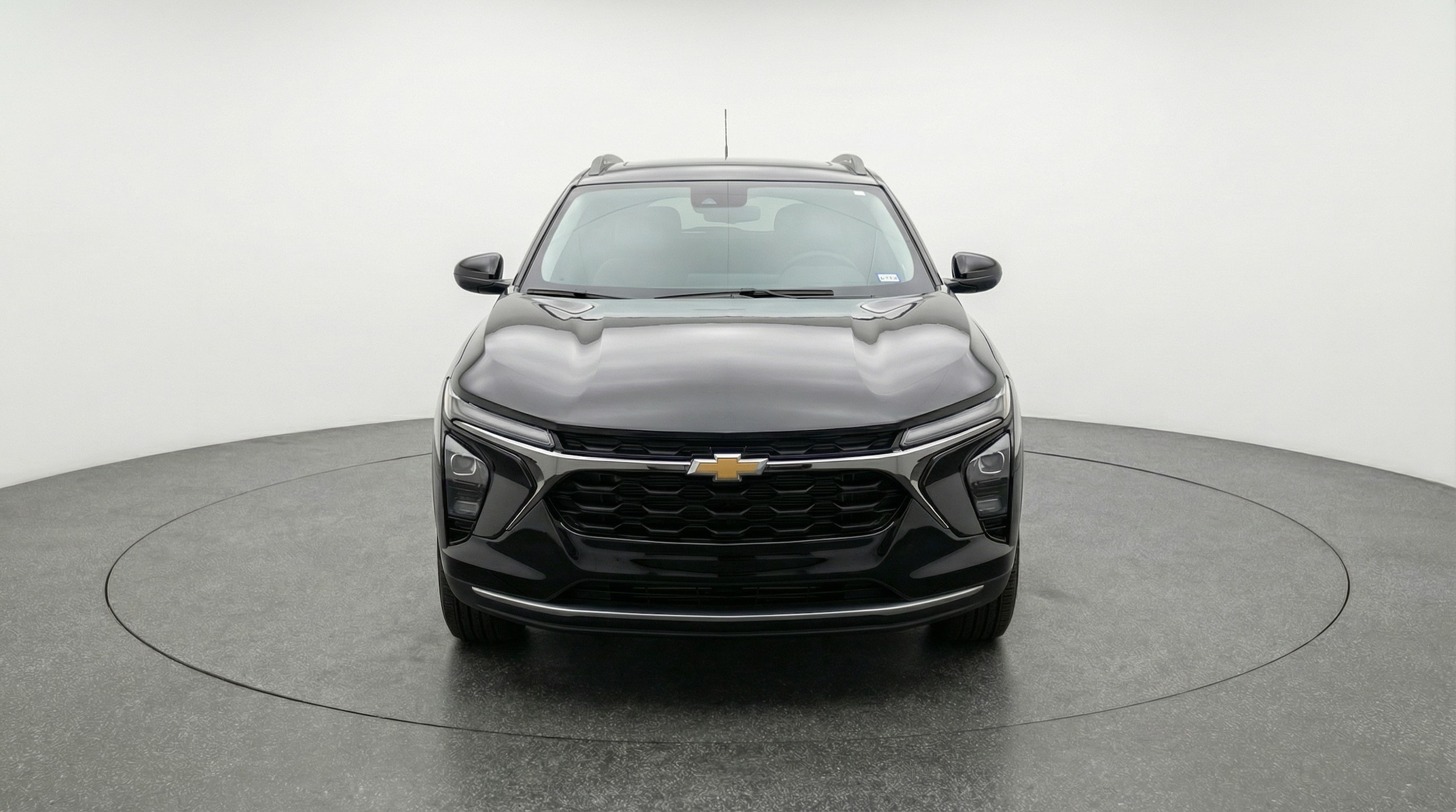 Thumbnail: 2025 Chevrolet Trax - 2