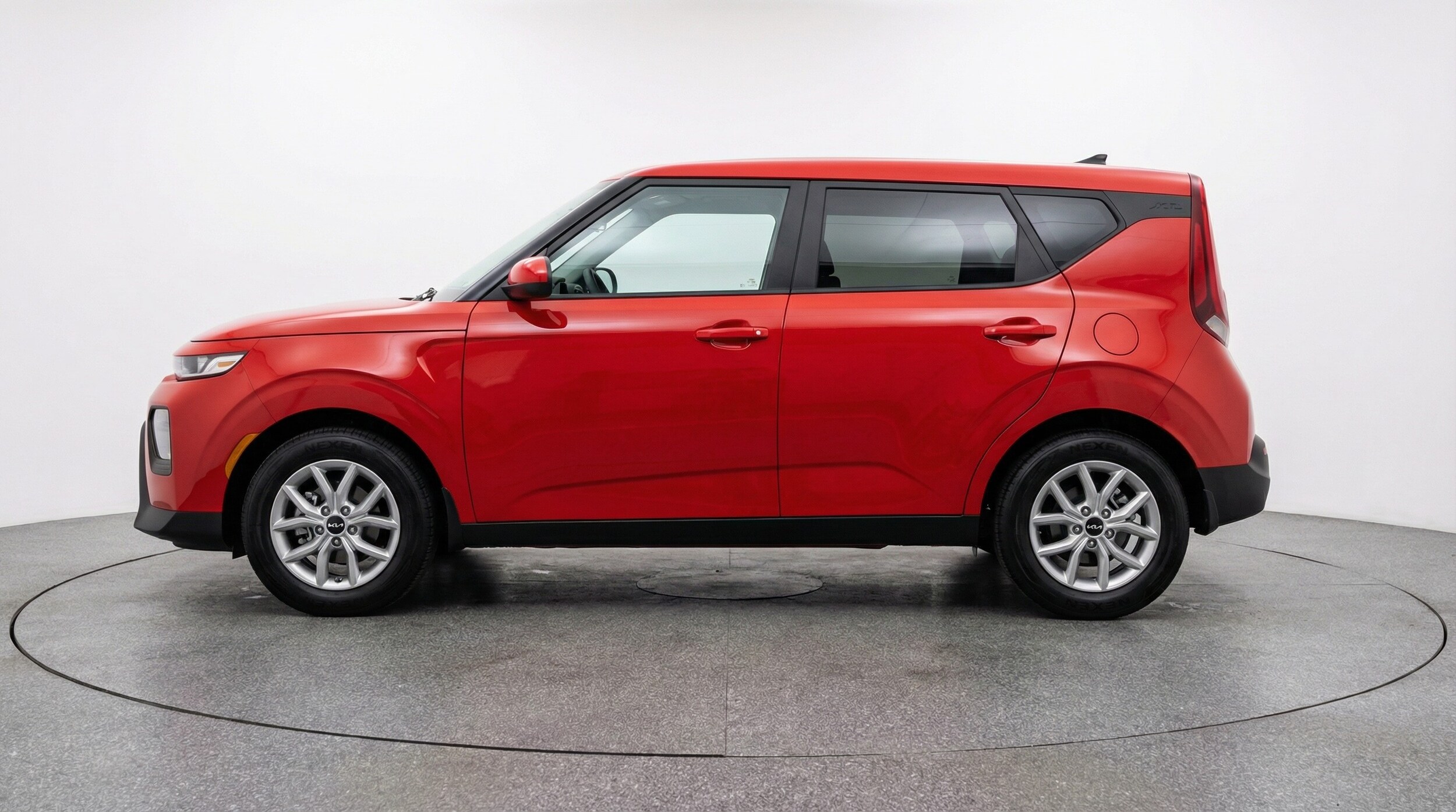 Thumbnail: 2025 Kia Soul - 4